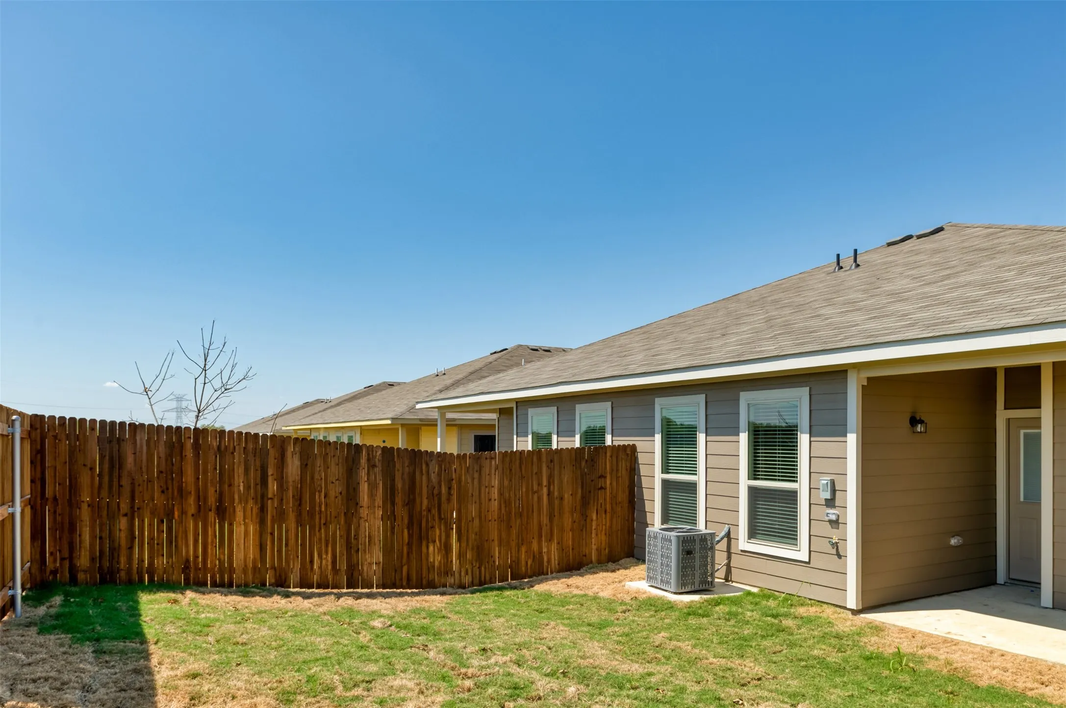 Duplex For Rent in Ellis County , 660 Harvest Moon Drive, Venus, Texas 76084, 3 Bedroom, 2 Bathroom, 2 Garage spaces, 1,301 Sqft, built in 2021, mls#21392925, Real Estate Agent in Venus, Homes For Rent in Ellis county, Homes For Rent in Venus, Realtor in Venus Texas, Real Estate Brokerage Independent Realty Texas, Luminita Cordes Realtor