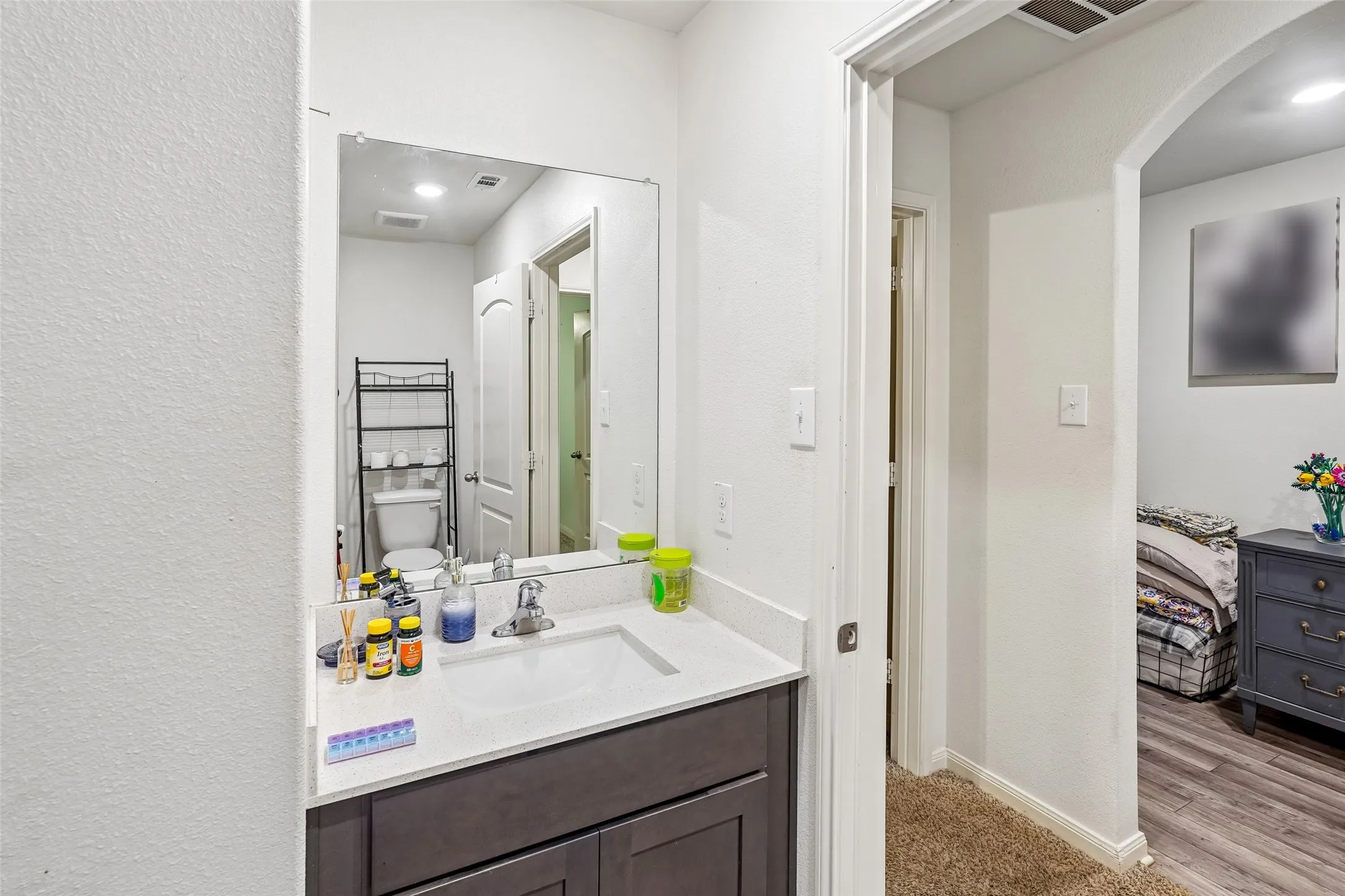 Single Family Residence For Sale in Tarrant County , 8420 Steel Dust Drive, Fort Worth, Texas 76179, 3 Bedroom, 2 Bathroom, 2 Garage spaces, 1,315 Sqft, built in 2020, mls#21394235, Real Estate Agent in Fort Worth, Homes For Sale in Tarrant county, Homes For Sale in Fort Worth, Realtor in Fort Worth Texas, Real Estate Brokerage Independent Realty Texas, Luminita Cordes Realtor