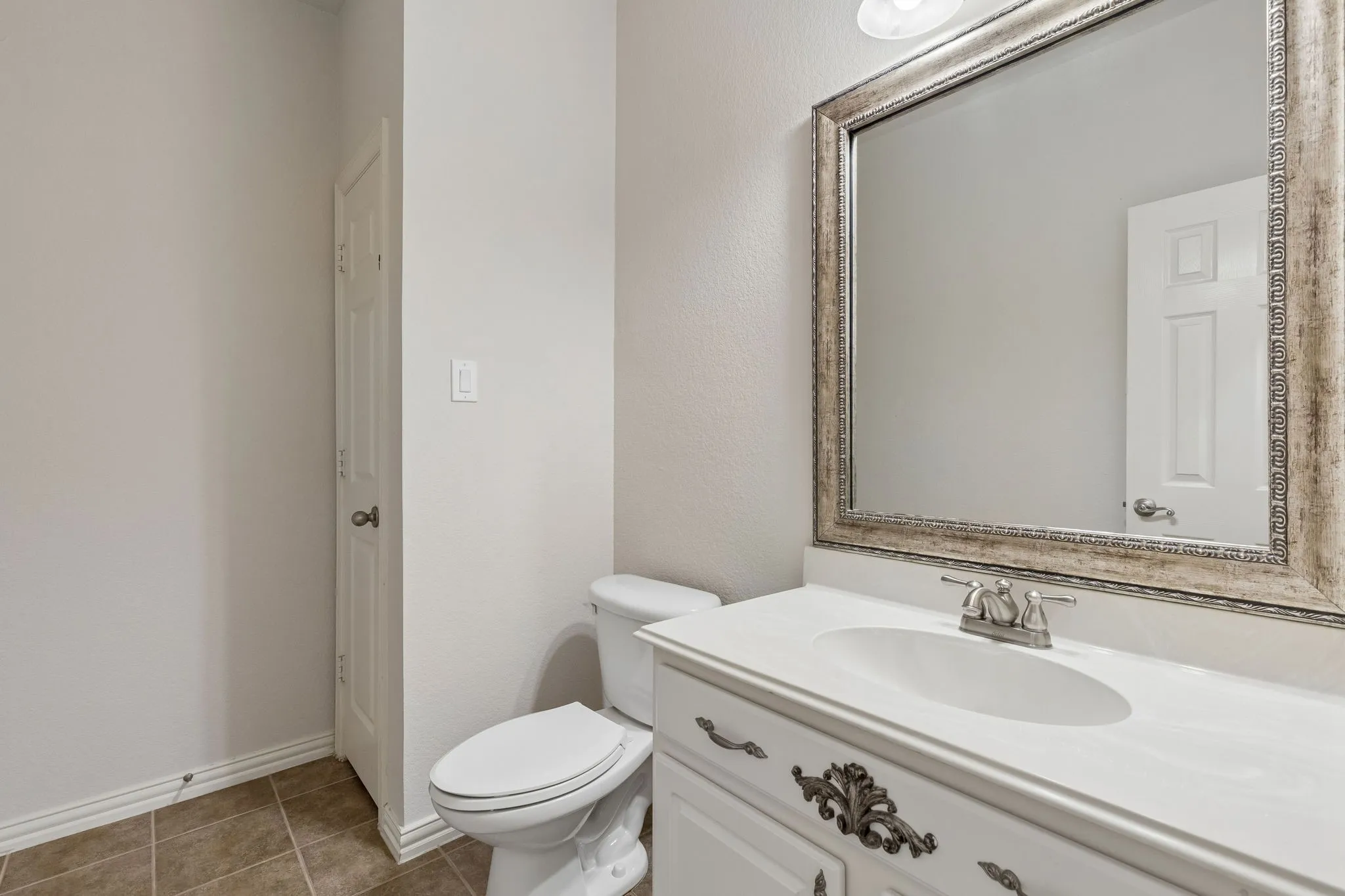 Single Family Residence For Sale in Rockwall County , 1180 Potter Avenue, Rockwall, Texas 75087, 4 Bedroom, 4 Bathroom, 3 Garage spaces, 3,409 Sqft, built in 2005, mls#21395060, Real Estate Agent in Rockwall, Homes For Sale in Rockwall county, Homes For Sale in Rockwall, Realtor in Rockwall Texas, Real Estate Brokerage Independent Realty Texas, Luminita Cordes Realtor