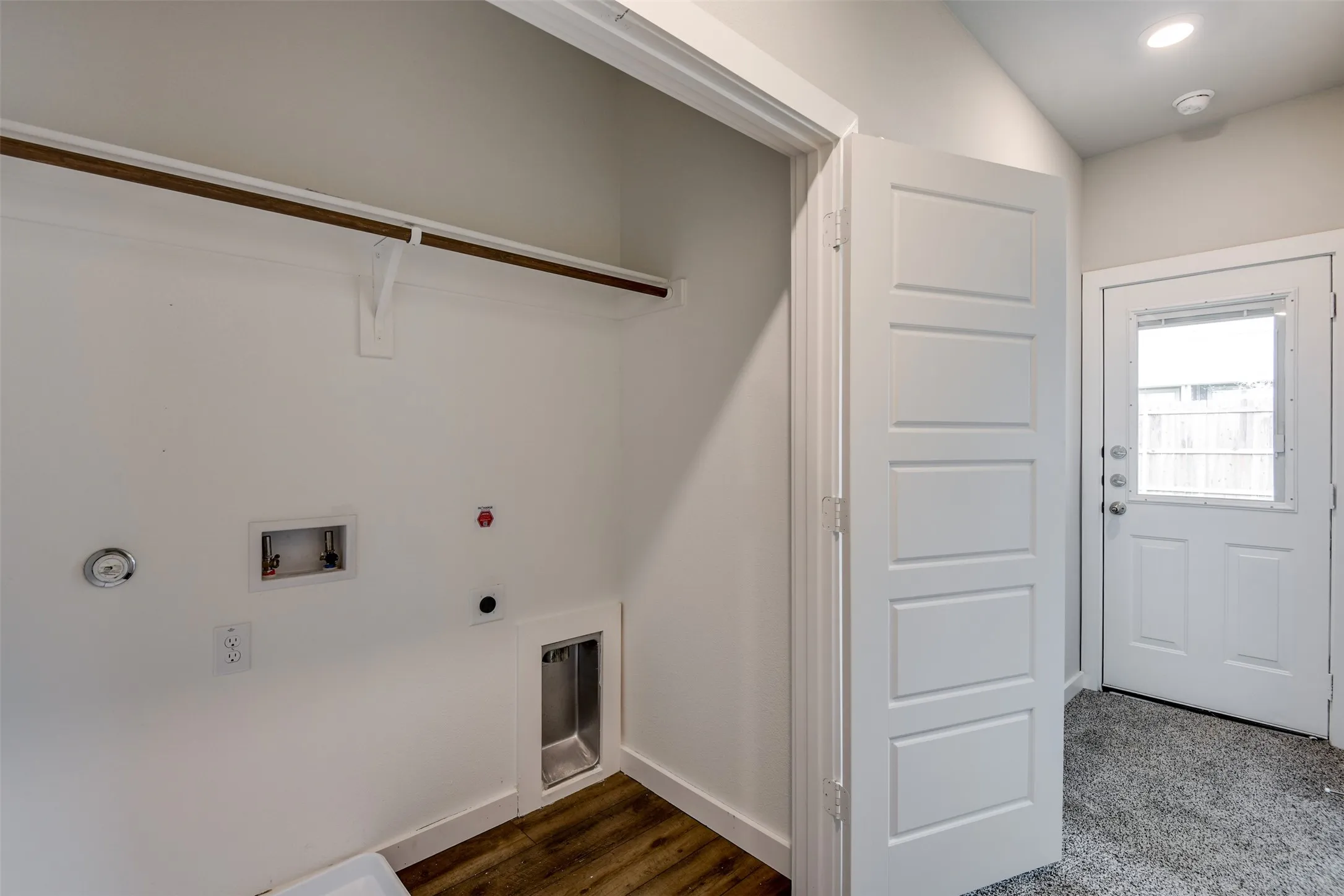 Duplex For Rent in Ellis County , 705 Blackland Drive, Venus, Texas 76084, 3 Bedroom, 2 Bathroom, 2 Garage spaces, 1,301 Sqft, built in 2024, mls#21392995, Real Estate Agent in Venus, Homes For Rent in Ellis county, Homes For Rent in Venus, Realtor in Venus Texas, Real Estate Brokerage Independent Realty Texas, Luminita Cordes Realtor