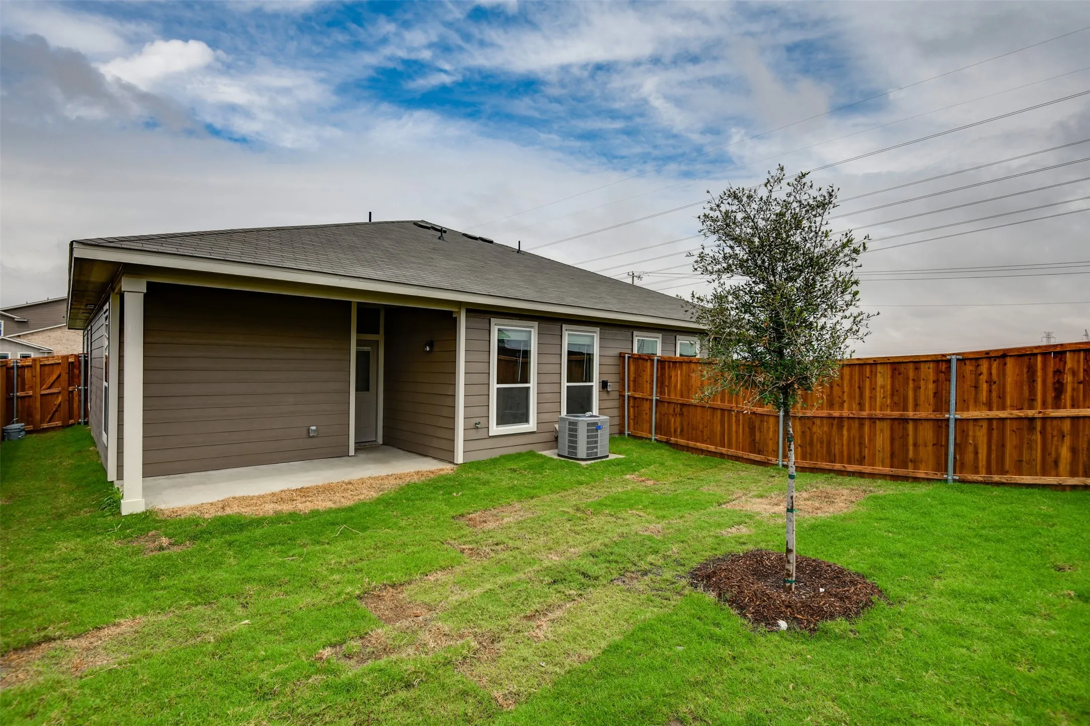 Duplex For Rent in Ellis County , 705 Blackland Drive, Venus, Texas 76084, 3 Bedroom, 2 Bathroom, 2 Garage spaces, 1,301 Sqft, built in 2024, mls#21392995, Real Estate Agent in Venus, Homes For Rent in Ellis county, Homes For Rent in Venus, Realtor in Venus Texas, Real Estate Brokerage Independent Realty Texas, Luminita Cordes Realtor