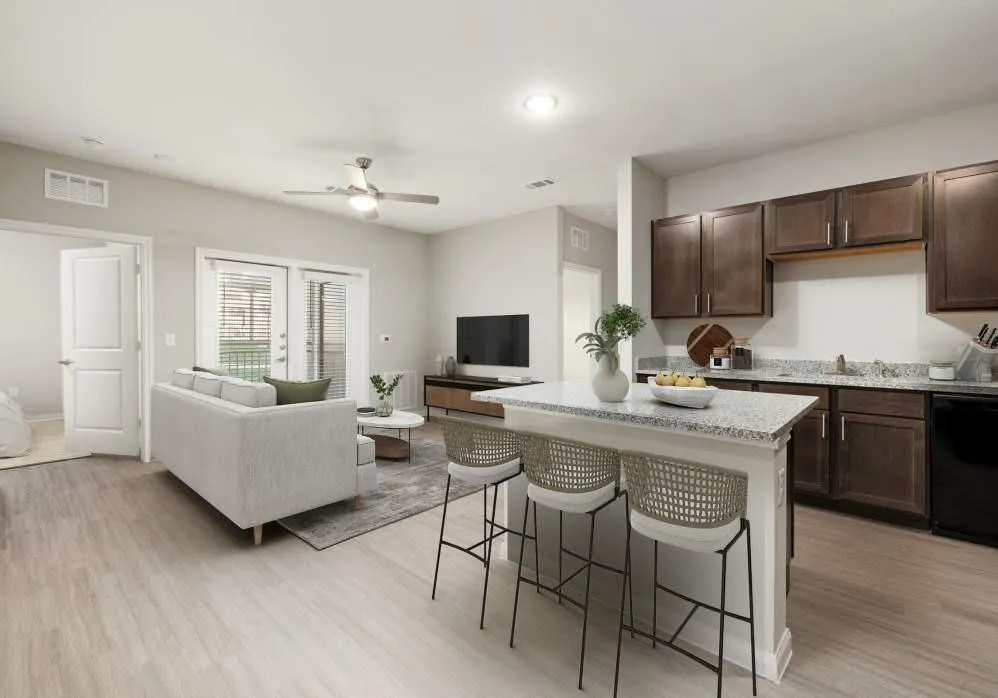 Receive up to 2 months free on select units!   + Ask about our $199 look & lease!
