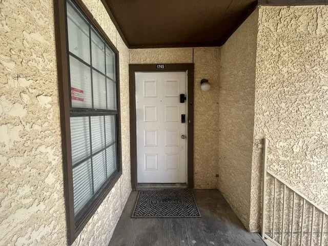 Condominium For Rent in Tarrant County , 1745 Crest Grove Drive, Arlington, Texas 76012, 2 Bedroom, 1 Bathroom, Garage spaces, 696 Sqft, built in 1983, mls#21395029, Real Estate Agent in Arlington, Homes For Rent in Tarrant county, Homes For Rent in Arlington, Realtor in Arlington Texas, Real Estate Brokerage Independent Realty Texas, Luminita Cordes Realtor