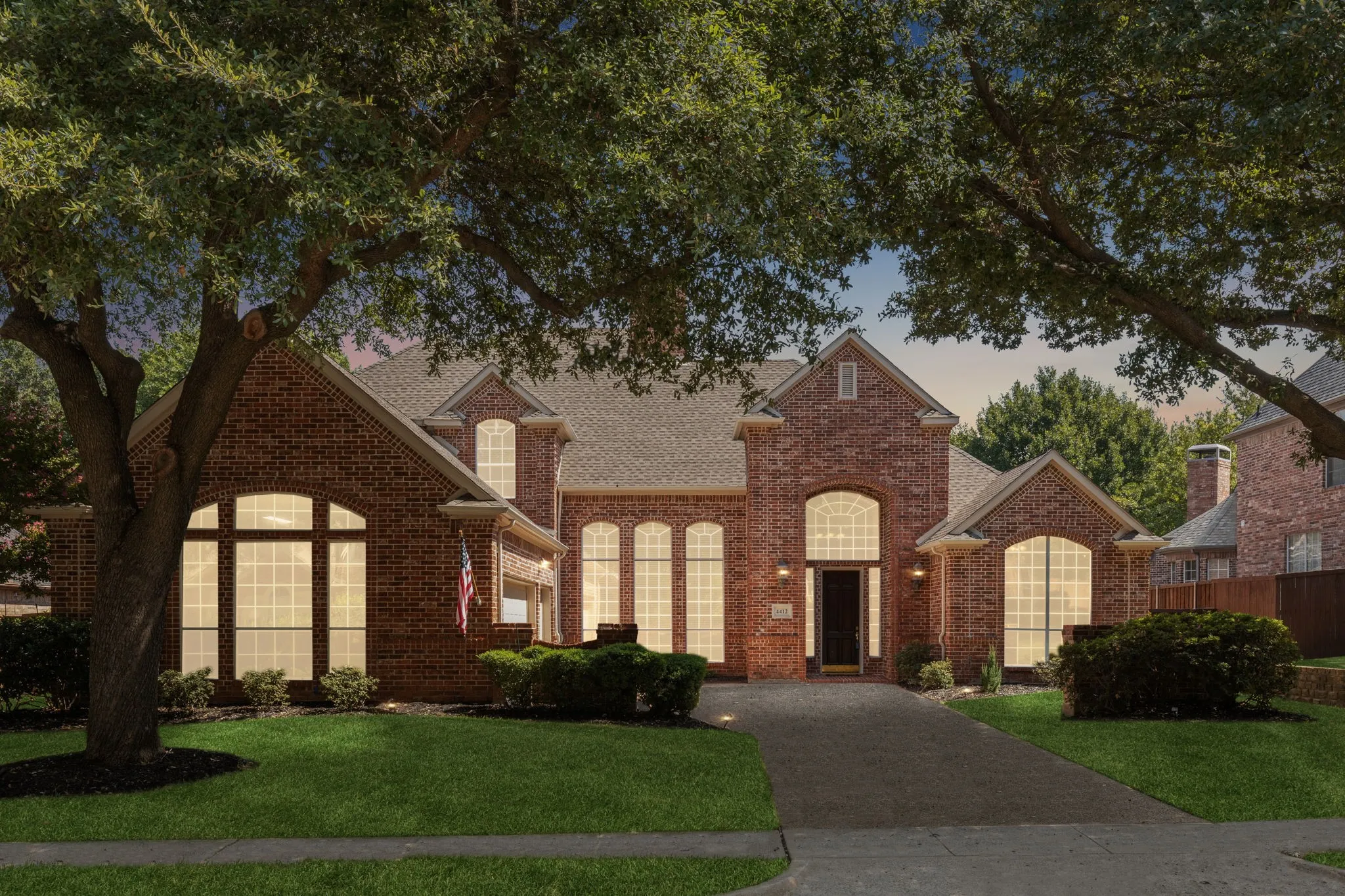 Welcome to 4412 Crown Knoll Circle!