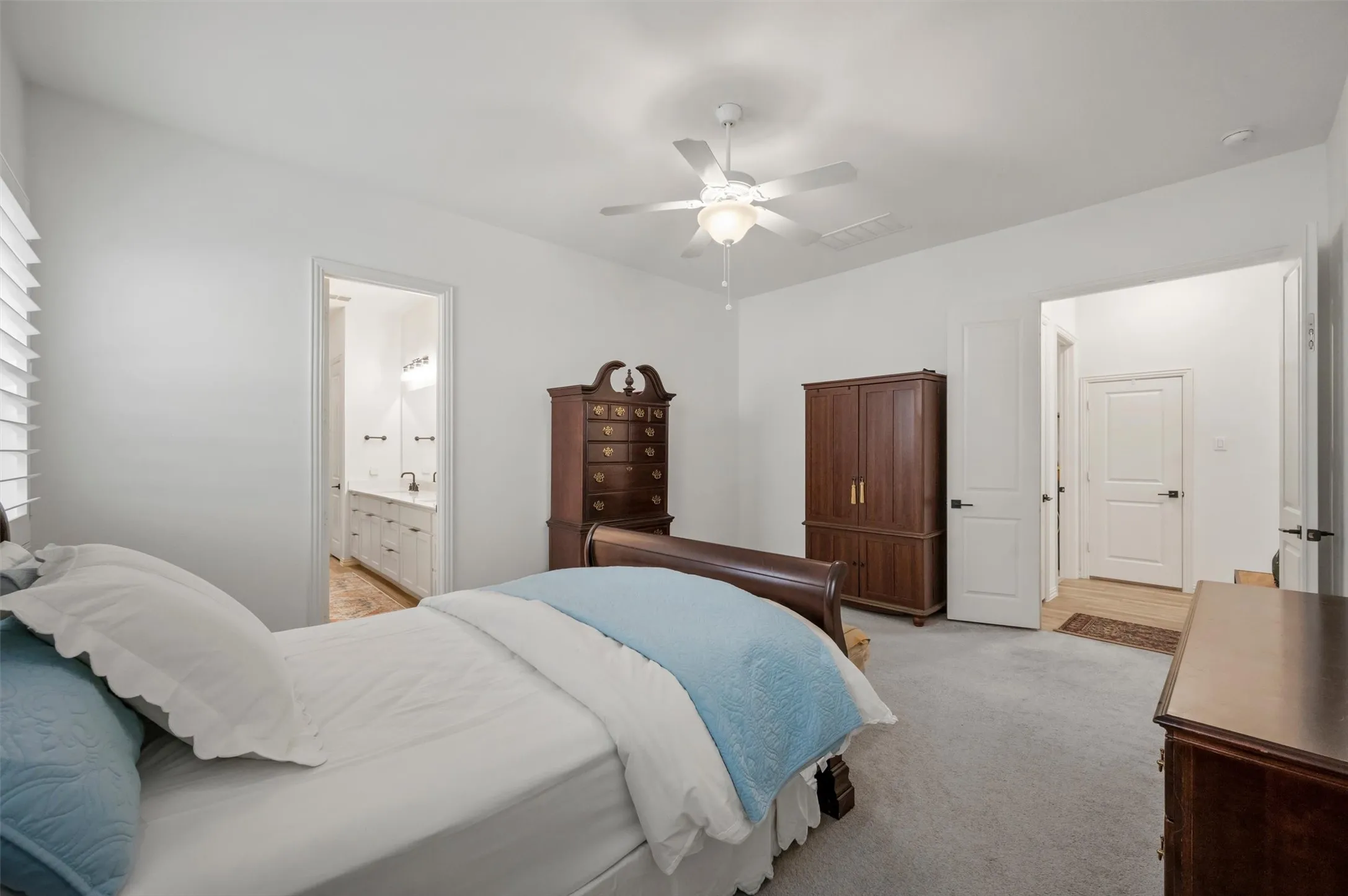 Single Family Residence For Sale in Collin County , 3209 Sarala Court, Mc Kinney, Texas 75069, 4 Bedroom, 4 Bathroom, 2 Garage spaces, 3,307 Sqft, built in 2021, mls#21379813, Real Estate Agent in Mc Kinney, Homes For Sale in Collin county, Homes For Sale in Mc Kinney, Realtor in Mc Kinney Texas, Real Estate Brokerage Independent Realty Texas, Luminita Cordes Realtor