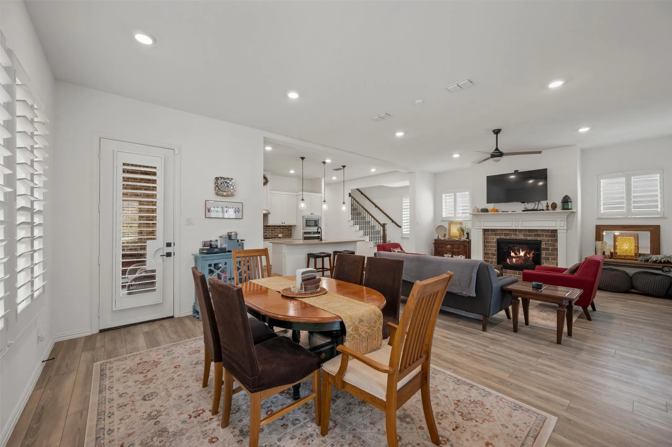Single Family Residence For Sale in Collin County , 3209 Sarala Court, Mc Kinney, Texas 75069, 4 Bedroom, 4 Bathroom, 2 Garage spaces, 3,307 Sqft, built in 2021, mls#21379813, Real Estate Agent in Mc Kinney, Homes For Sale in Collin county, Homes For Sale in Mc Kinney, Realtor in Mc Kinney Texas, Real Estate Brokerage Independent Realty Texas, Luminita Cordes Realtor