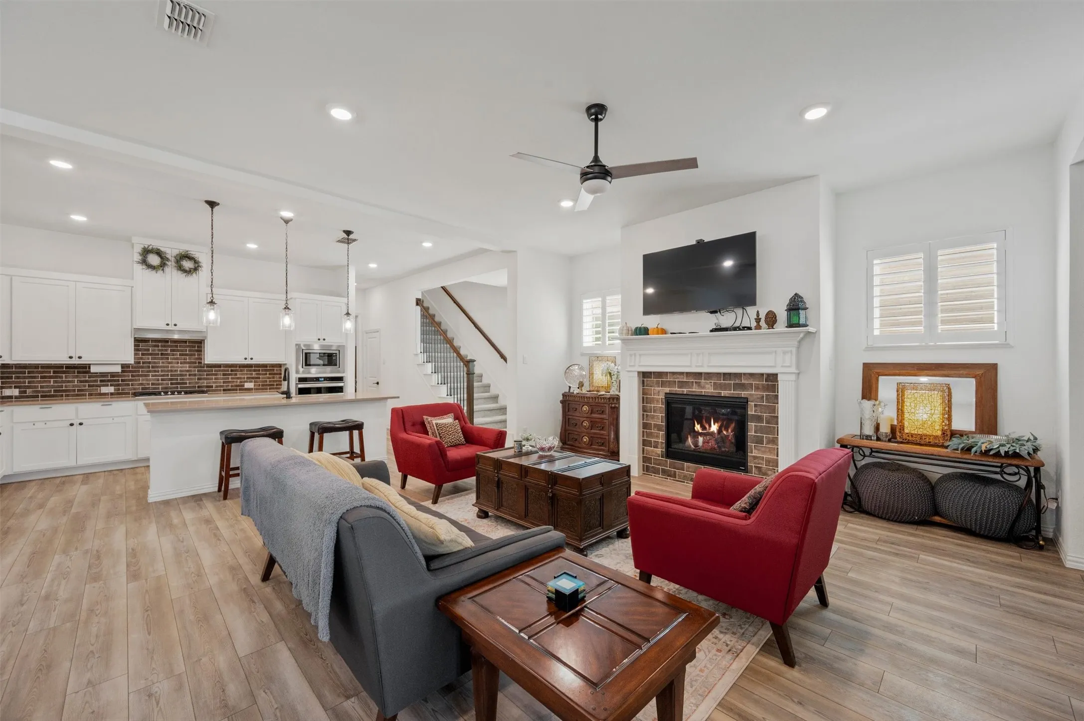 Single Family Residence For Sale in Collin County , 3209 Sarala Court, Mc Kinney, Texas 75069, 4 Bedroom, 4 Bathroom, 2 Garage spaces, 3,307 Sqft, built in 2021, mls#21379813, Real Estate Agent in Mc Kinney, Homes For Sale in Collin county, Homes For Sale in Mc Kinney, Realtor in Mc Kinney Texas, Real Estate Brokerage Independent Realty Texas, Luminita Cordes Realtor