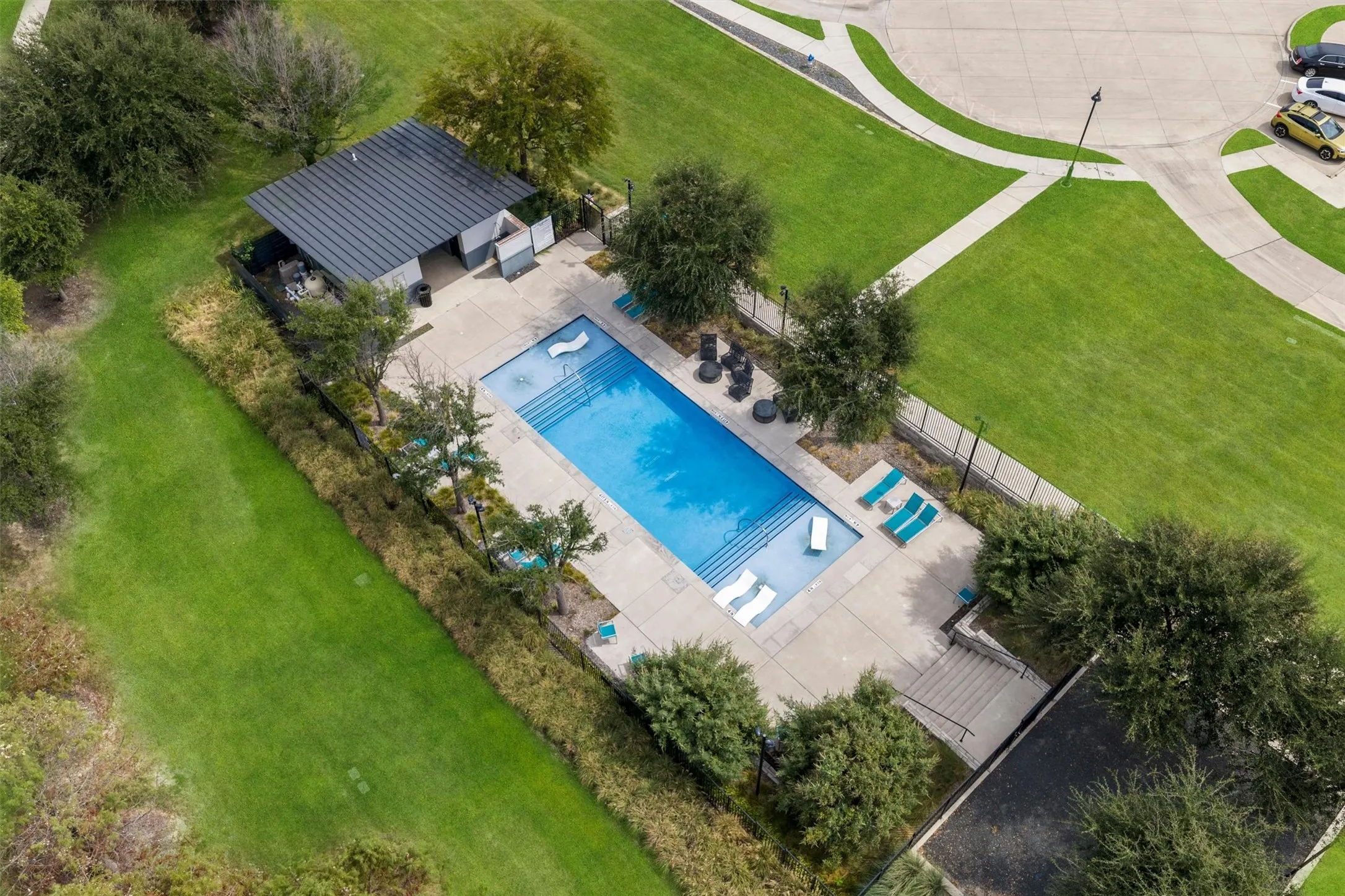 Single Family Residence For Sale in Collin County , 3209 Sarala Court, Mc Kinney, Texas 75069, 4 Bedroom, 4 Bathroom, 2 Garage spaces, 3,307 Sqft, built in 2021, mls#21379813, Real Estate Agent in Mc Kinney, Homes For Sale in Collin county, Homes For Sale in Mc Kinney, Realtor in Mc Kinney Texas, Real Estate Brokerage Independent Realty Texas, Luminita Cordes Realtor