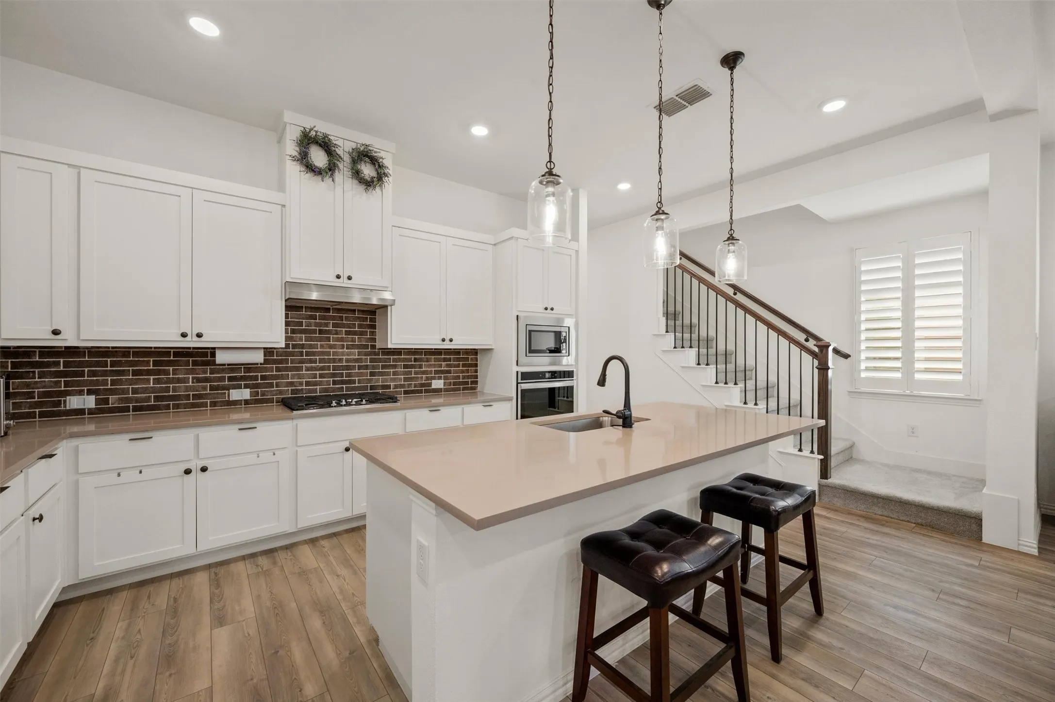 Single Family Residence For Sale in Collin County , 3209 Sarala Court, Mc Kinney, Texas 75069, 4 Bedroom, 4 Bathroom, 2 Garage spaces, 3,307 Sqft, built in 2021, mls#21379813, Real Estate Agent in Mc Kinney, Homes For Sale in Collin county, Homes For Sale in Mc Kinney, Realtor in Mc Kinney Texas, Real Estate Brokerage Independent Realty Texas, Luminita Cordes Realtor
