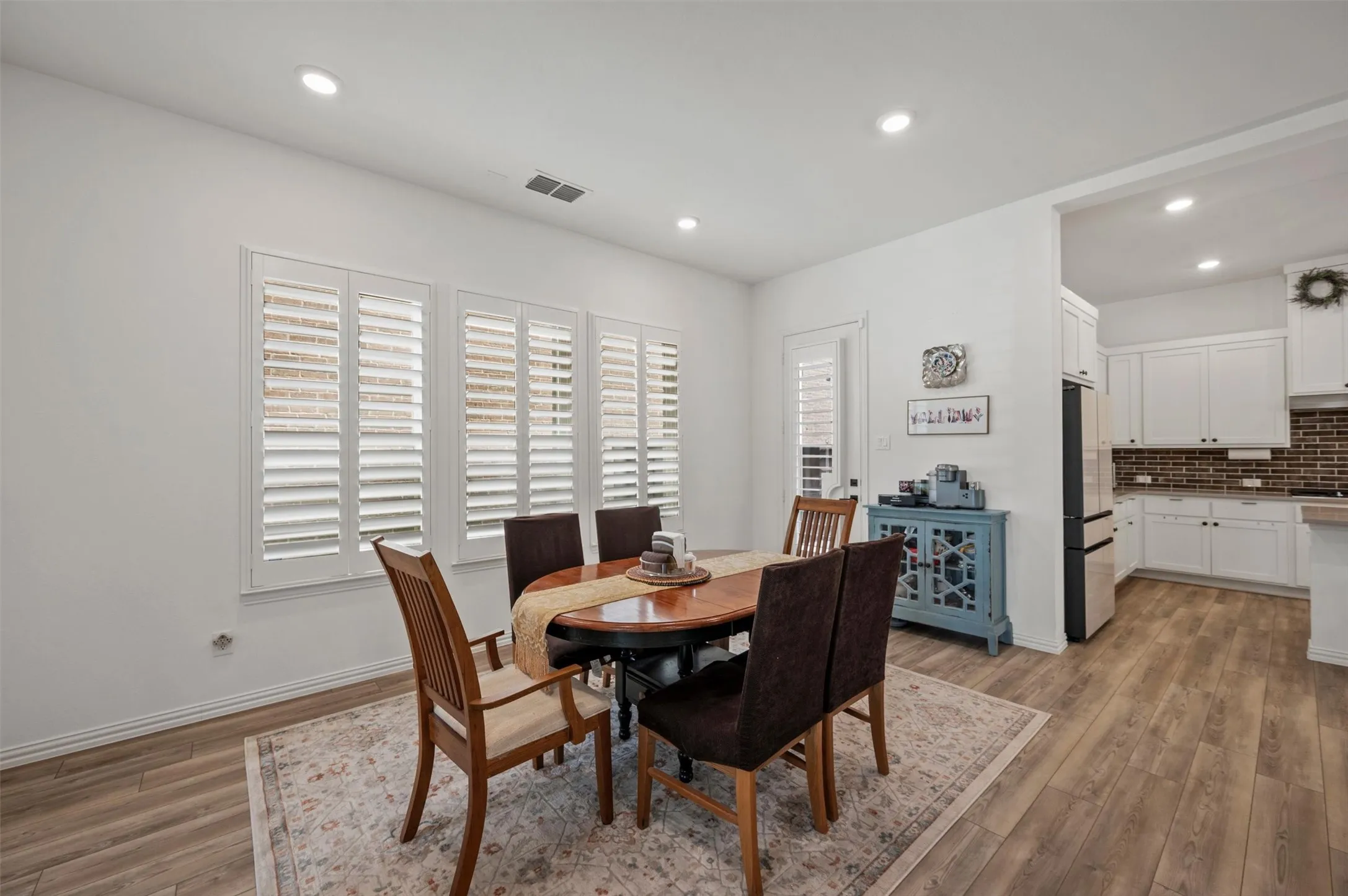 Single Family Residence For Sale in Collin County , 3209 Sarala Court, Mc Kinney, Texas 75069, 4 Bedroom, 4 Bathroom, 2 Garage spaces, 3,307 Sqft, built in 2021, mls#21379813, Real Estate Agent in Mc Kinney, Homes For Sale in Collin county, Homes For Sale in Mc Kinney, Realtor in Mc Kinney Texas, Real Estate Brokerage Independent Realty Texas, Luminita Cordes Realtor
