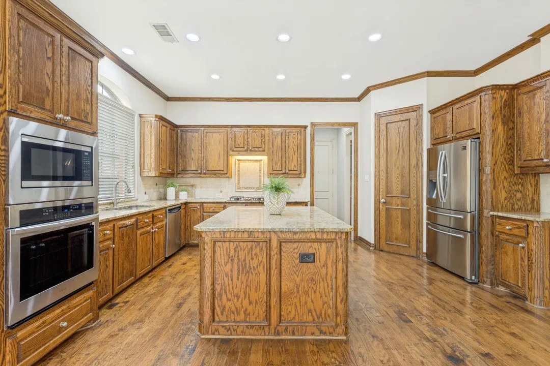 Single Family Residence For Sale in Collin County , 615 Wills Point Drive, Allen, Texas 75013, 5 Bedroom, 4 Bathroom, 3 Garage spaces, 3,527 Sqft, built in 2000, mls#21394498, Real Estate Agent in Allen, Homes For Sale in Collin county, Homes For Sale in Allen, Realtor in Allen Texas, Real Estate Brokerage Independent Realty Texas, Luminita Cordes Realtor