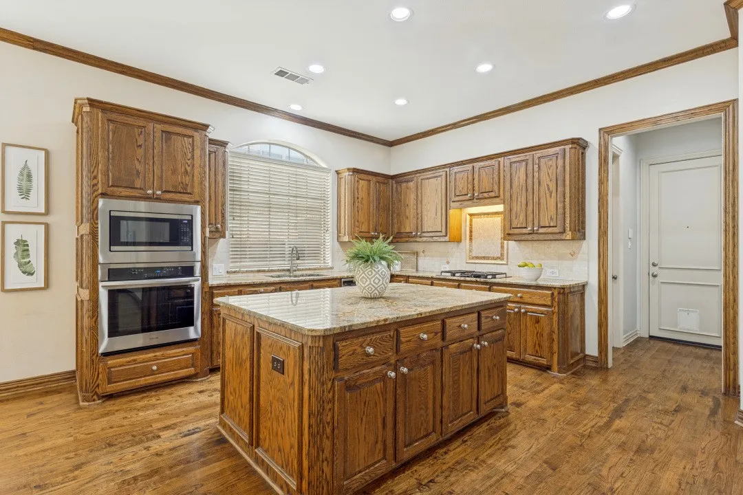 Single Family Residence For Sale in Collin County , 615 Wills Point Drive, Allen, Texas 75013, 5 Bedroom, 4 Bathroom, 3 Garage spaces, 3,527 Sqft, built in 2000, mls#21394498, Real Estate Agent in Allen, Homes For Sale in Collin county, Homes For Sale in Allen, Realtor in Allen Texas, Real Estate Brokerage Independent Realty Texas, Luminita Cordes Realtor