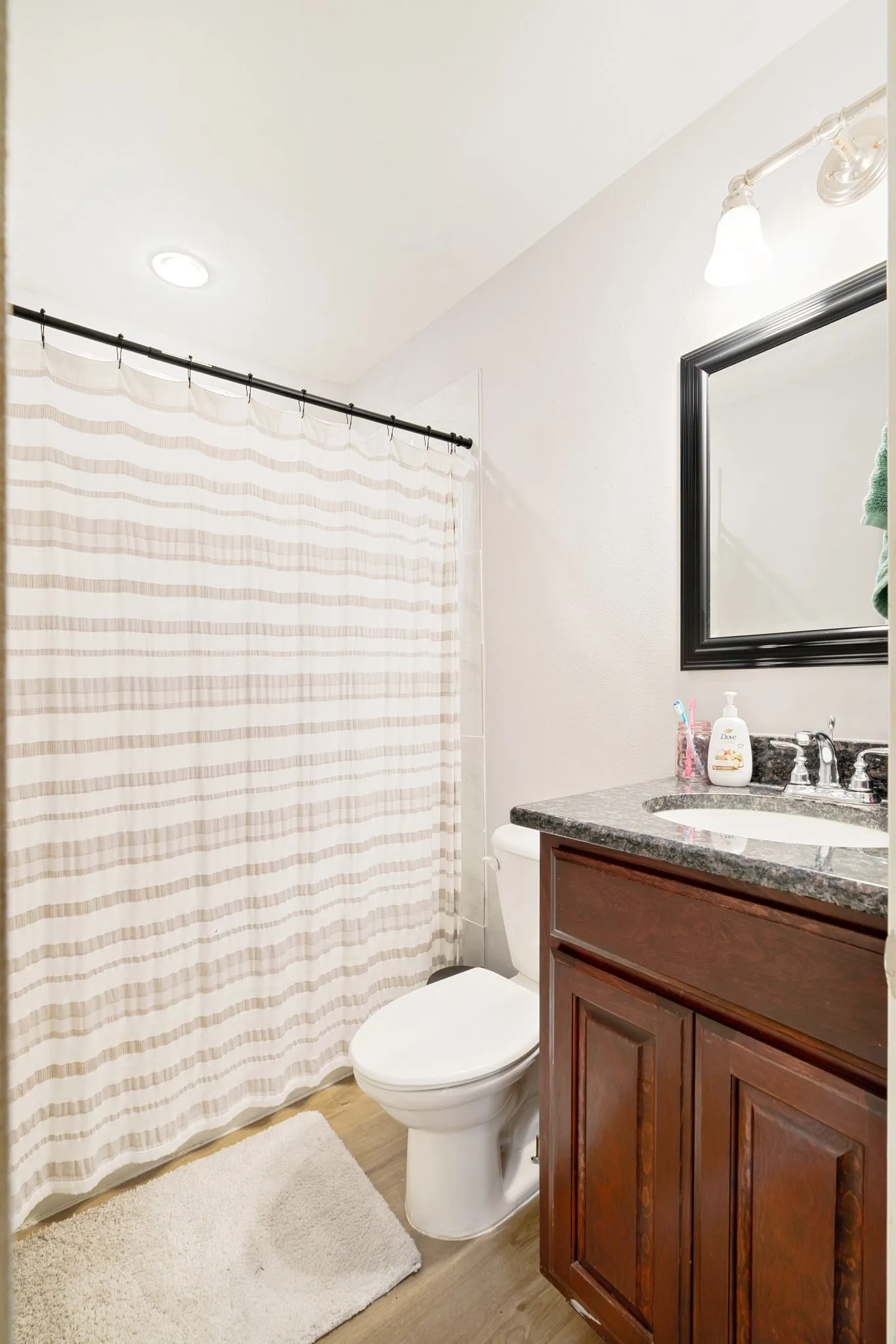 Single Family Residence For Sale in Lamar County , 720 Daniel Street, Blossom, Texas 75416, 3 Bedroom, 2 Bathroom, Garage spaces, 1,347 Sqft, built in 2009, mls#21395053, Real Estate Agent in Blossom, Homes For Sale in Lamar county, Homes For Sale in Blossom, Realtor in Blossom Texas, Real Estate Brokerage Independent Realty Texas, Luminita Cordes Realtor