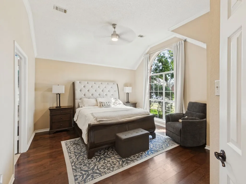 Master bedroom 1st floor