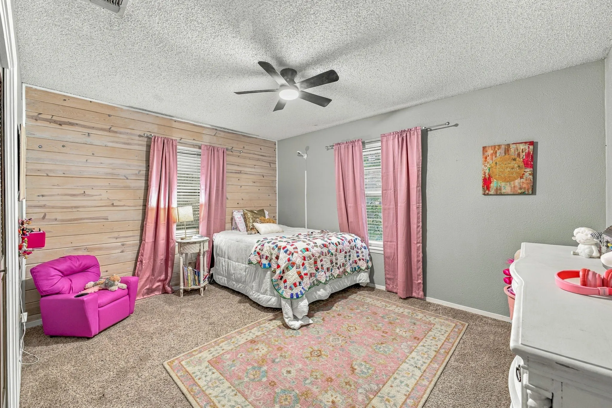 Single Family Residence For Sale in Erath County , 1190 N Charlotte Avenue, Stephenville, Texas 76401, 3 Bedroom, 2 Bathroom, 2 Garage spaces, 2,341 Sqft, built in 1976, mls#21394902, Real Estate Agent in Stephenville, Homes For Sale in Erath county, Homes For Sale in Stephenville, Realtor in Stephenville Texas, Real Estate Brokerage Independent Realty Texas, Luminita Cordes Realtor
