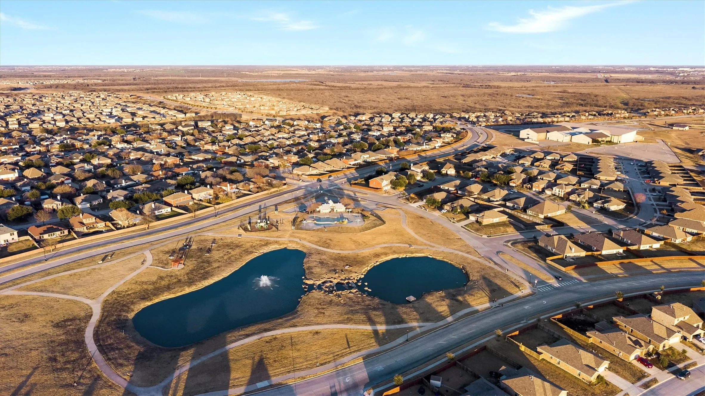 Single Family Residence For Sale in Kaufman County , 2112 Foxglove Court, Forney, Texas 75126, 5 Bedroom, 3 Bathroom, 2 Garage spaces, 2,724 Sqft, built in 2014, mls#21394926, Real Estate Agent in Forney, Homes For Sale in Kaufman county, Homes For Sale in Forney, Realtor in Forney Texas, Real Estate Brokerage Independent Realty Texas, Luminita Cordes Realtor