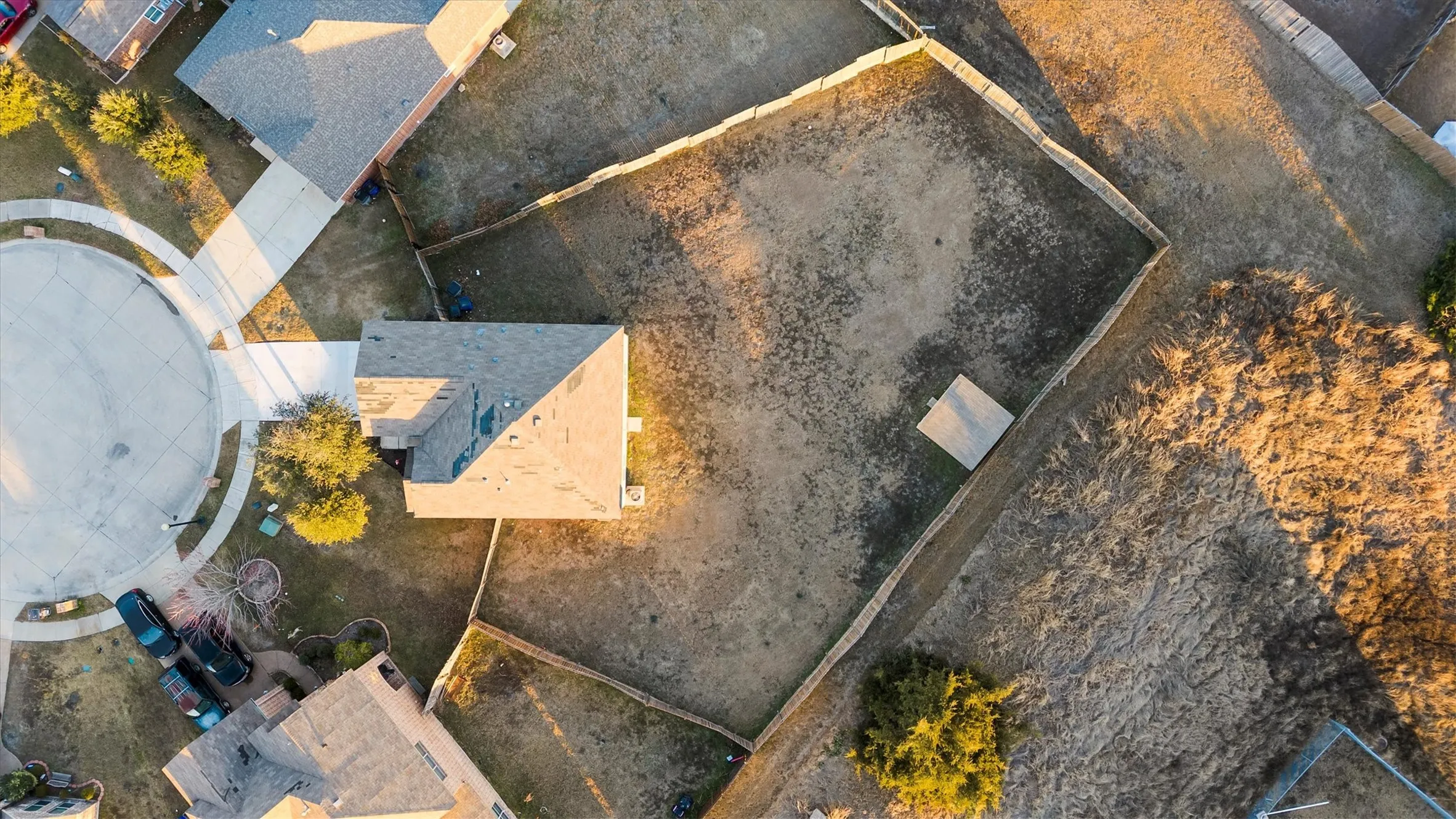 Single Family Residence For Sale in Kaufman County , 2112 Foxglove Court, Forney, Texas 75126, 5 Bedroom, 3 Bathroom, 2 Garage spaces, 2,724 Sqft, built in 2014, mls#21394926, Real Estate Agent in Forney, Homes For Sale in Kaufman county, Homes For Sale in Forney, Realtor in Forney Texas, Real Estate Brokerage Independent Realty Texas, Luminita Cordes Realtor