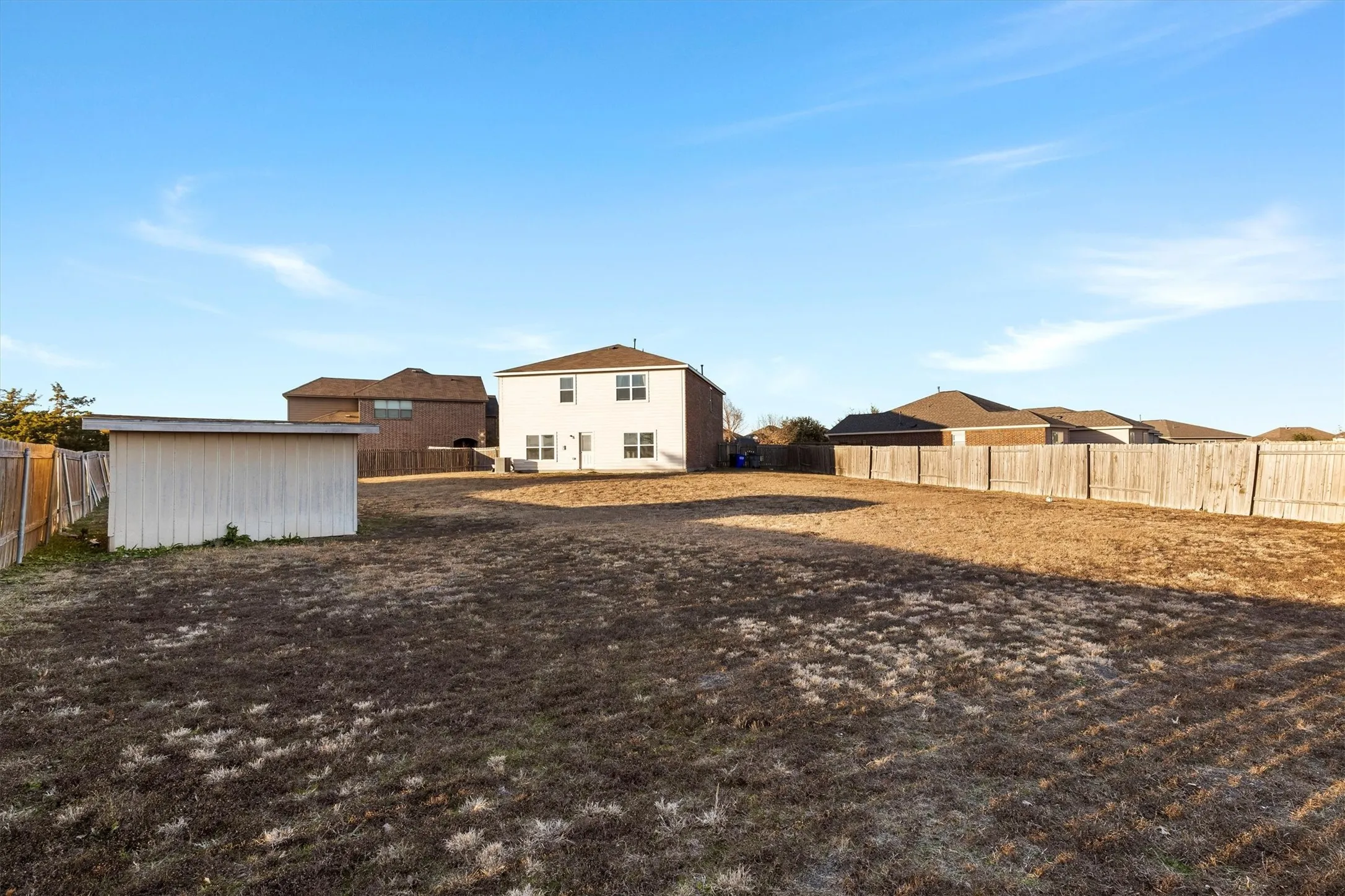 Single Family Residence For Sale in Kaufman County , 2112 Foxglove Court, Forney, Texas 75126, 5 Bedroom, 3 Bathroom, 2 Garage spaces, 2,724 Sqft, built in 2014, mls#21394926, Real Estate Agent in Forney, Homes For Sale in Kaufman county, Homes For Sale in Forney, Realtor in Forney Texas, Real Estate Brokerage Independent Realty Texas, Luminita Cordes Realtor