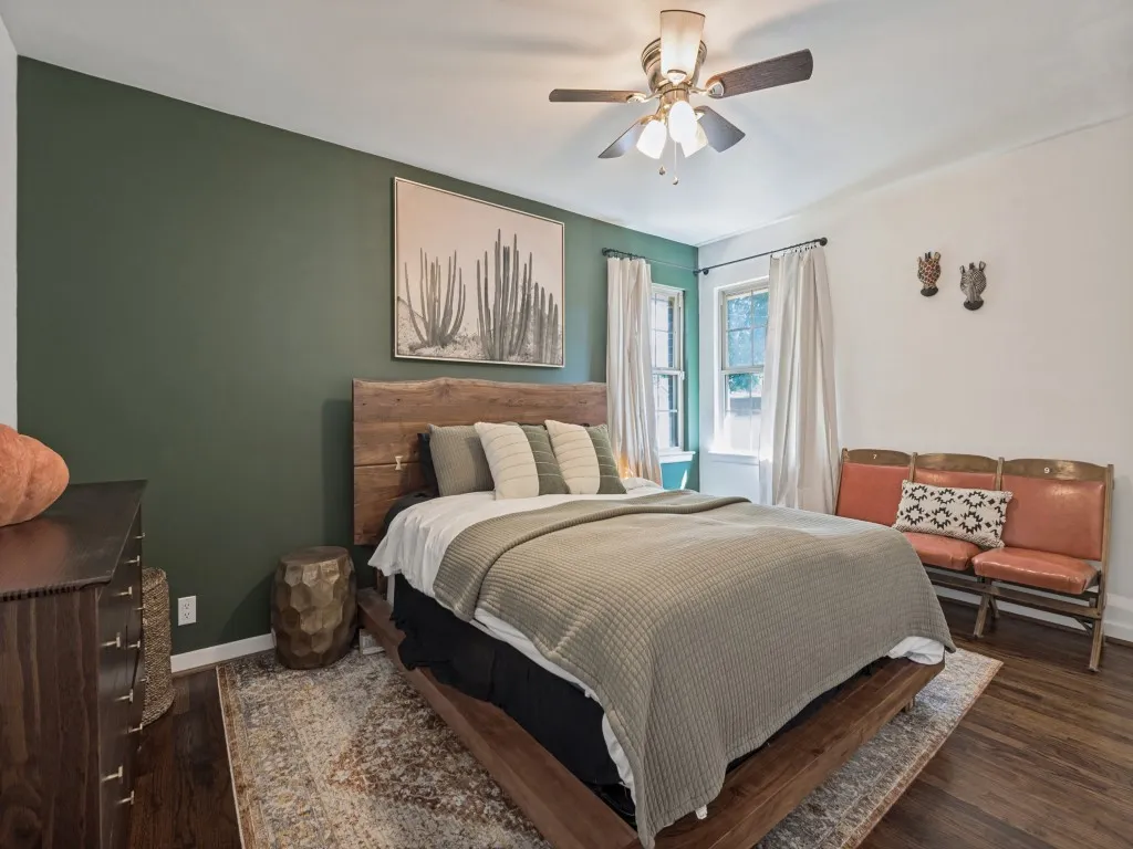 Single Family Residence For Sale in Dallas County , 13508 Challaburton Drive, Farmers Branch, Texas 75234, 3 Bedroom, 2 Bathroom, Garage spaces, 1,592 Sqft, built in 1958, mls#21394719, Real Estate Agent in Farmers Branch, Homes For Sale in Dallas county, Homes For Sale in Farmers Branch, Realtor in Farmers Branch Texas, Real Estate Brokerage Independent Realty Texas, Luminita Cordes Realtor