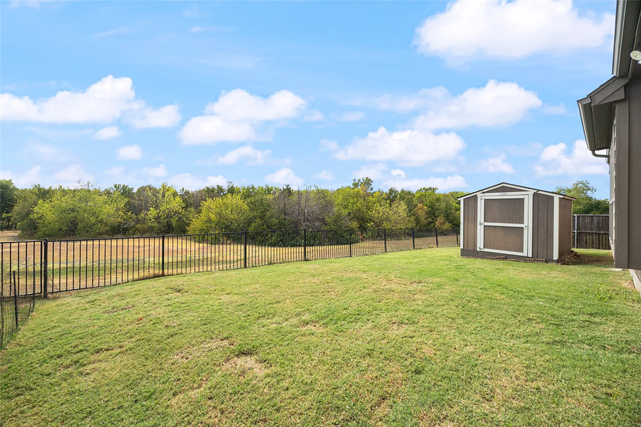 Single Family Residence For Sale in Rockwall County , 1649 Mannheim Drive, Rockwall, Texas 75032, 4 Bedroom, 2 Bathroom, 2 Garage spaces, 2,178 Sqft, built in 2018, mls#21393420, Real Estate Agent in Rockwall, Homes For Sale in Rockwall county, Homes For Sale in Rockwall, Realtor in Rockwall Texas, Real Estate Brokerage Independent Realty Texas, Luminita Cordes Realtor