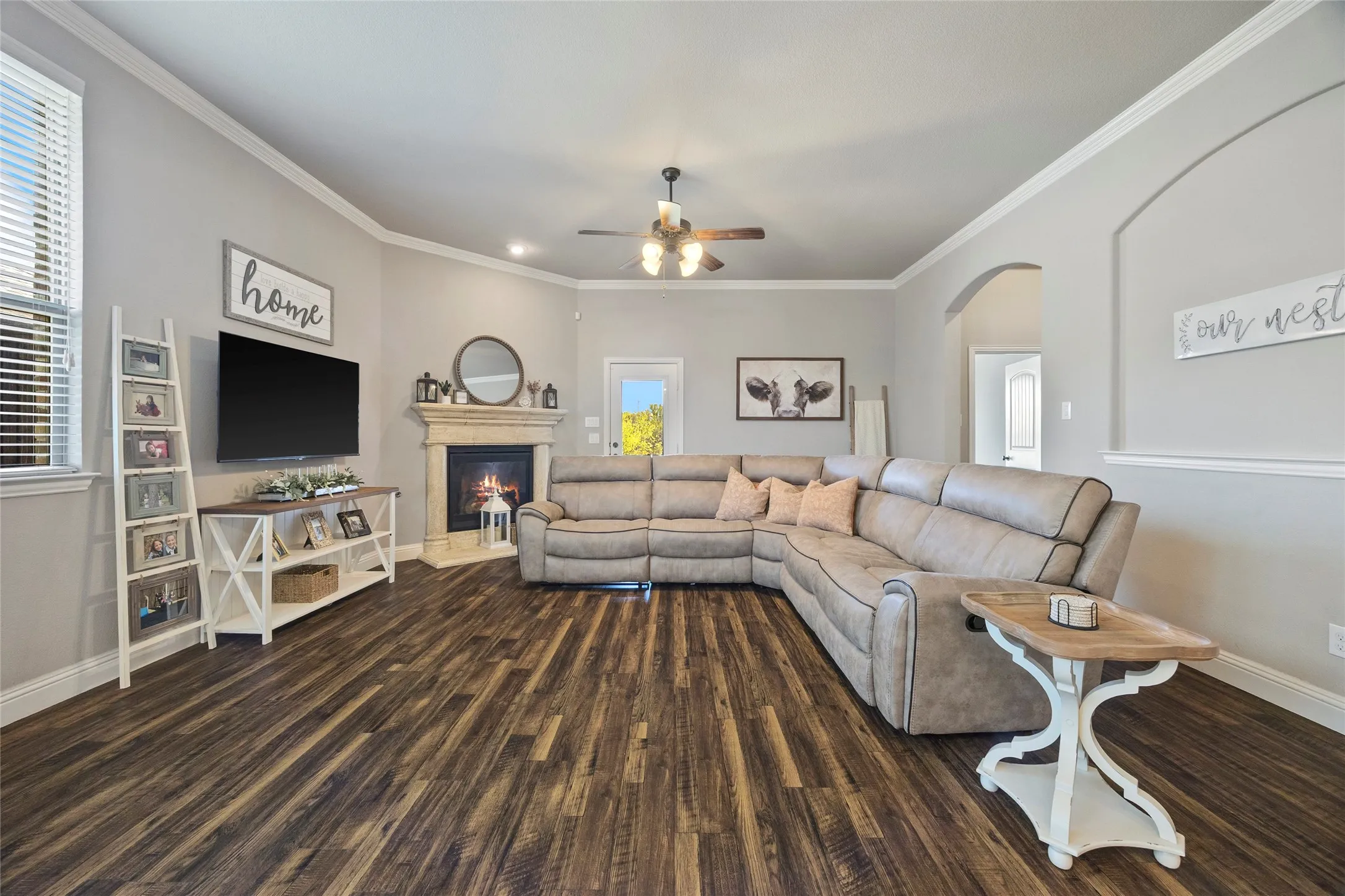 Single Family Residence For Sale in Rockwall County , 1649 Mannheim Drive, Rockwall, Texas 75032, 4 Bedroom, 2 Bathroom, 2 Garage spaces, 2,178 Sqft, built in 2018, mls#21393420, Real Estate Agent in Rockwall, Homes For Sale in Rockwall county, Homes For Sale in Rockwall, Realtor in Rockwall Texas, Real Estate Brokerage Independent Realty Texas, Luminita Cordes Realtor