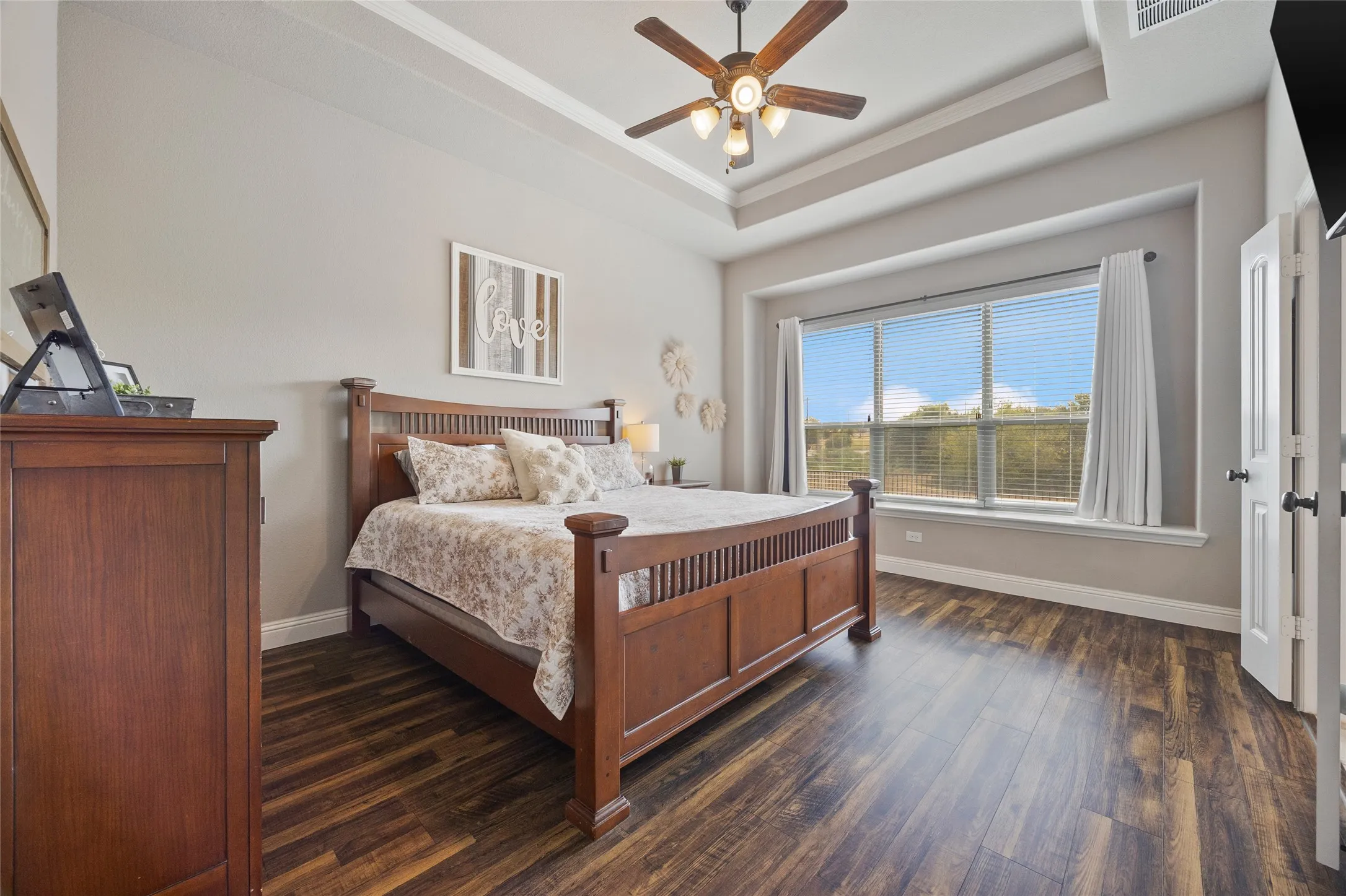 Single Family Residence For Sale in Rockwall County , 1649 Mannheim Drive, Rockwall, Texas 75032, 4 Bedroom, 2 Bathroom, 2 Garage spaces, 2,178 Sqft, built in 2018, mls#21393420, Real Estate Agent in Rockwall, Homes For Sale in Rockwall county, Homes For Sale in Rockwall, Realtor in Rockwall Texas, Real Estate Brokerage Independent Realty Texas, Luminita Cordes Realtor