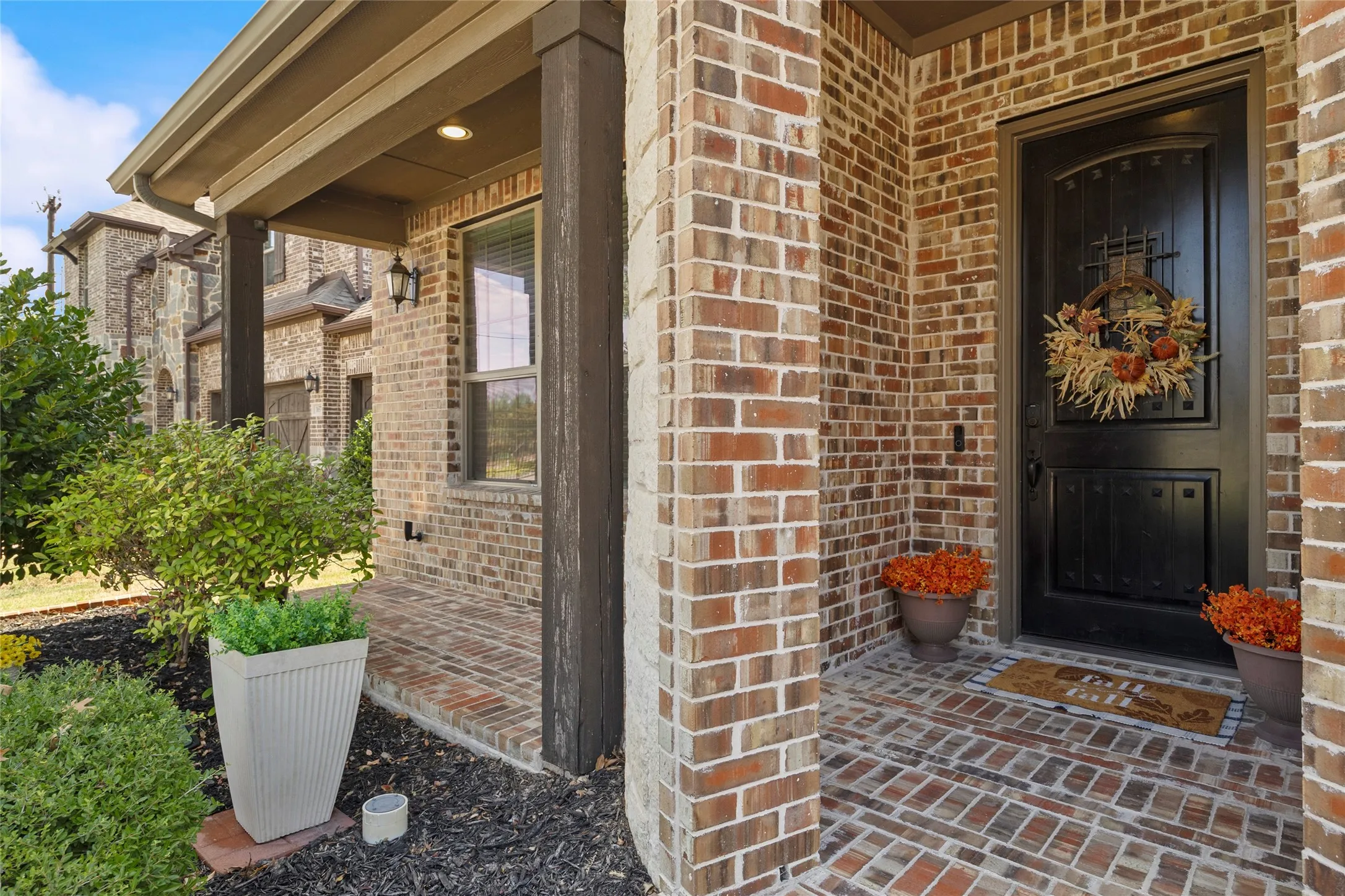 Single Family Residence For Sale in Rockwall County , 1649 Mannheim Drive, Rockwall, Texas 75032, 4 Bedroom, 2 Bathroom, 2 Garage spaces, 2,178 Sqft, built in 2018, mls#21393420, Real Estate Agent in Rockwall, Homes For Sale in Rockwall county, Homes For Sale in Rockwall, Realtor in Rockwall Texas, Real Estate Brokerage Independent Realty Texas, Luminita Cordes Realtor