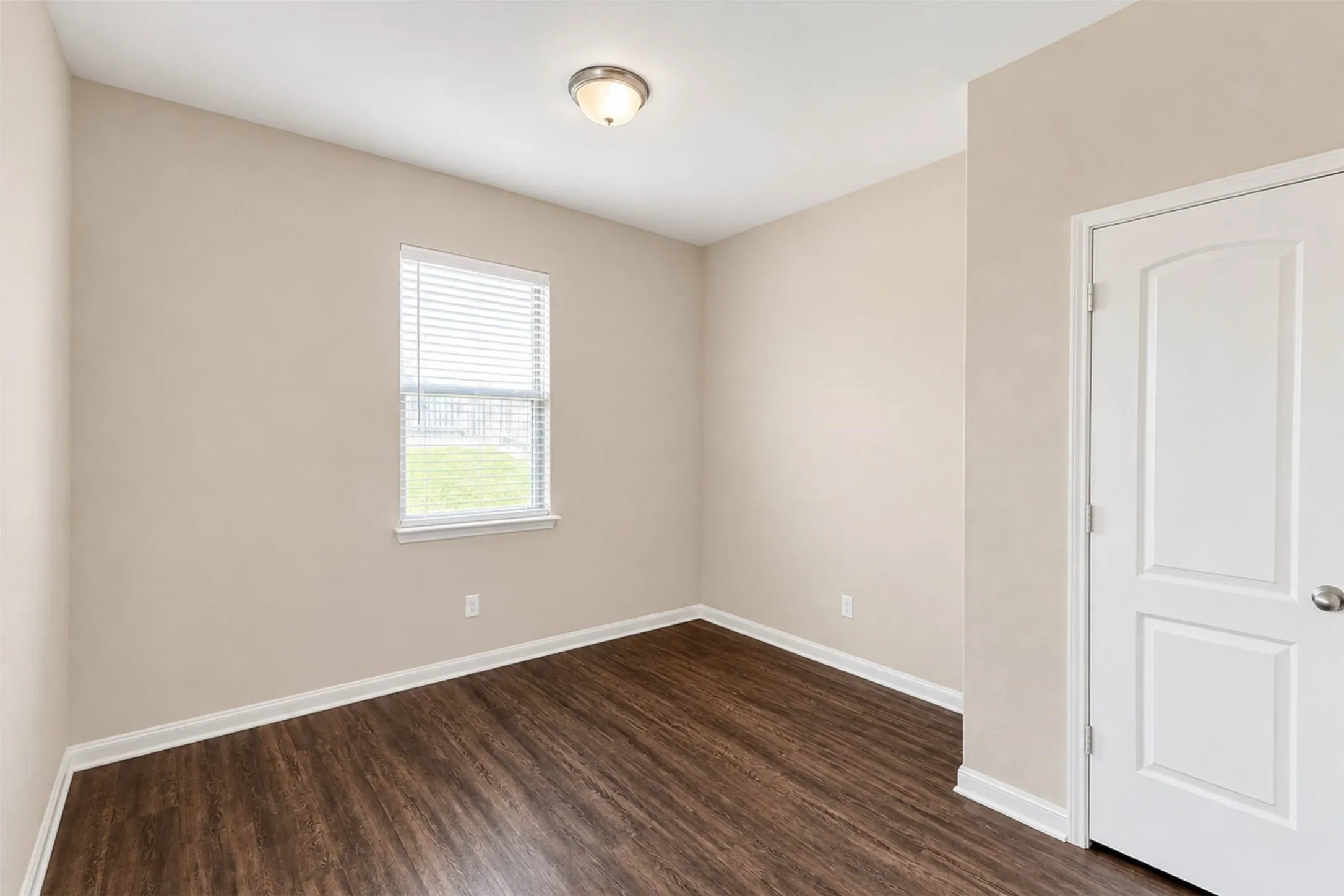 Single Family Residence For Rent in Collin County , 1602 Kim Loan Drive, Princeton, Texas 75407, 4 Bedroom, 2 Bathroom, 2 Garage spaces, 1,656 Sqft, built in 2019, mls#21395035, Real Estate Agent in Princeton, Homes For Rent in Collin county, Homes For Rent in Princeton, Realtor in Princeton Texas, Real Estate Brokerage Independent Realty Texas, Luminita Cordes Realtor