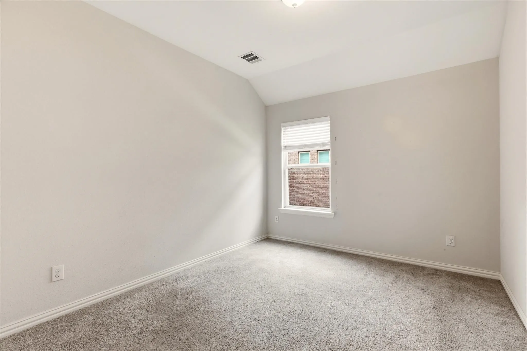 Single Family Residence For Rent in Denton County , 2704 Dancing Flame Drive, Denton, Texas 76201, 3 Bedroom, 3 Bathroom, 2 Garage spaces, 2,366 Sqft, built in 2020, mls#21393160, Real Estate Agent in Denton, Homes For Rent in Denton county, Homes For Rent in Denton, Realtor in Denton Texas, Real Estate Brokerage Independent Realty Texas, Luminita Cordes Realtor