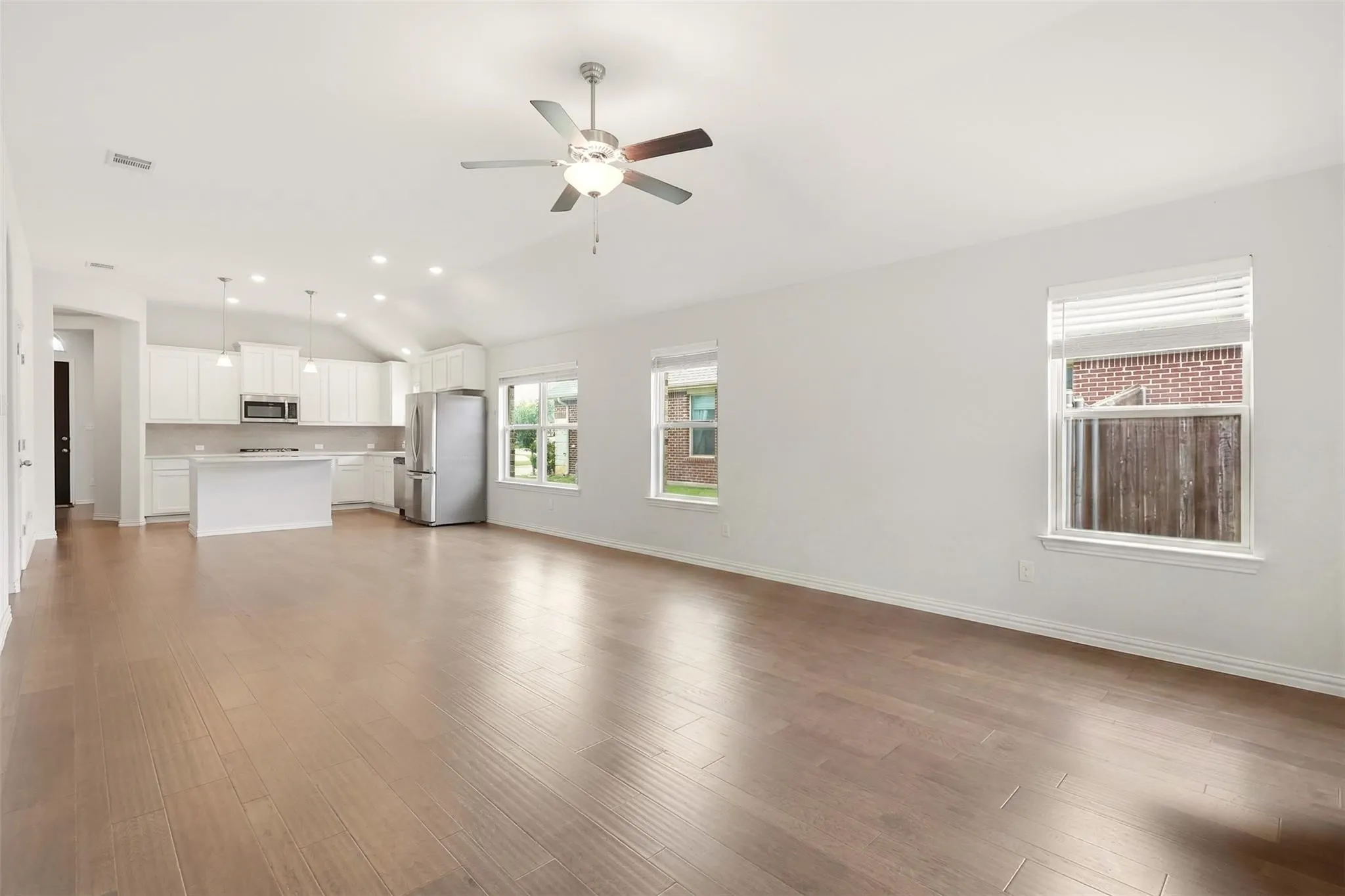 Single Family Residence For Rent in Denton County , 2704 Dancing Flame Drive, Denton, Texas 76201, 3 Bedroom, 3 Bathroom, 2 Garage spaces, 2,366 Sqft, built in 2020, mls#21393160, Real Estate Agent in Denton, Homes For Rent in Denton county, Homes For Rent in Denton, Realtor in Denton Texas, Real Estate Brokerage Independent Realty Texas, Luminita Cordes Realtor