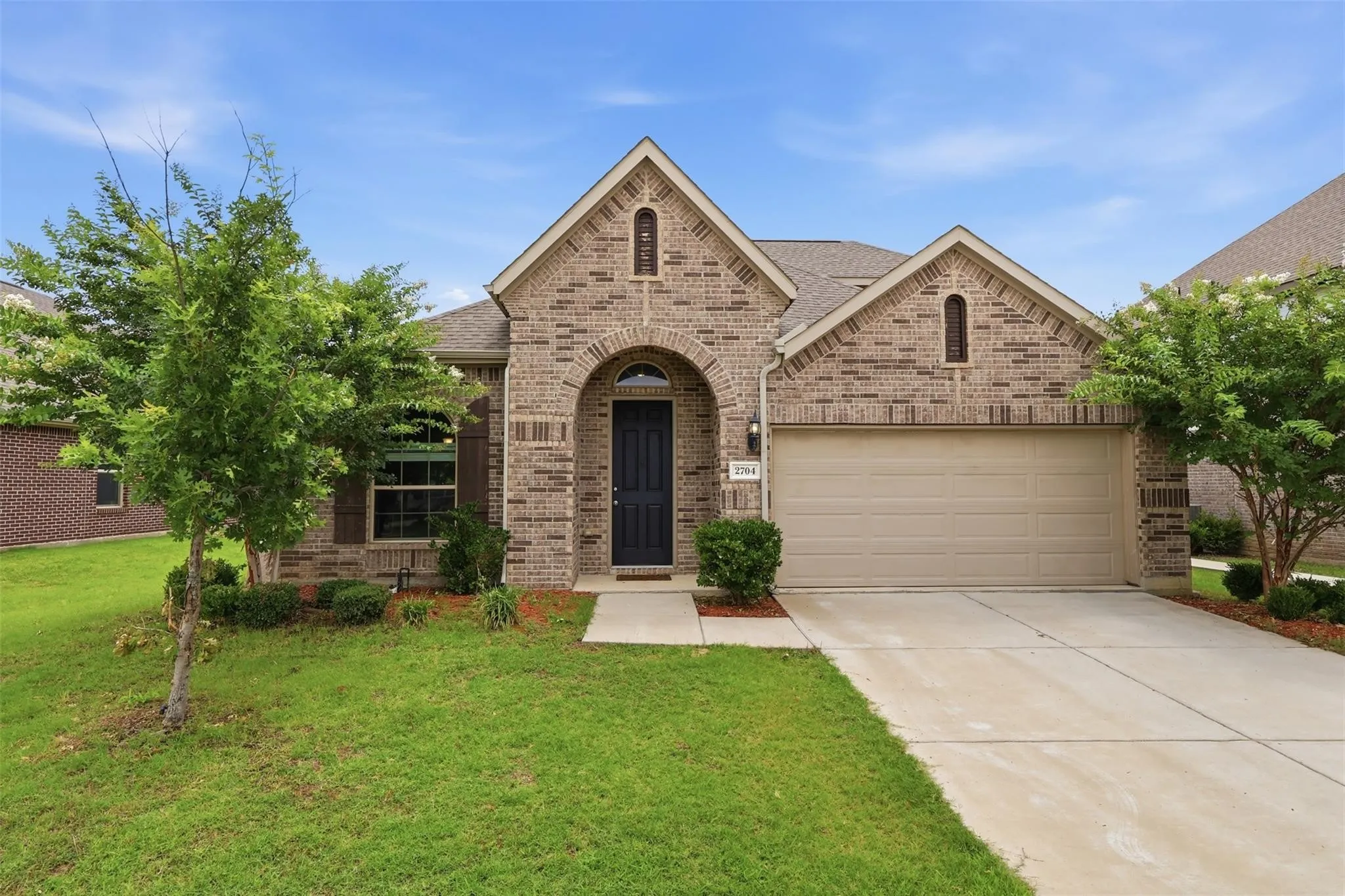 Single Family Residence For Rent in Denton County , 2704 Dancing Flame Drive, Denton, Texas 76201, 3 Bedroom, 3 Bathroom, 2 Garage spaces, 2,366 Sqft, built in 2020, mls#21393160, Real Estate Agent in Denton, Homes For Rent in Denton county, Homes For Rent in Denton, Realtor in Denton Texas, Real Estate Brokerage Independent Realty Texas, Luminita Cordes Realtor