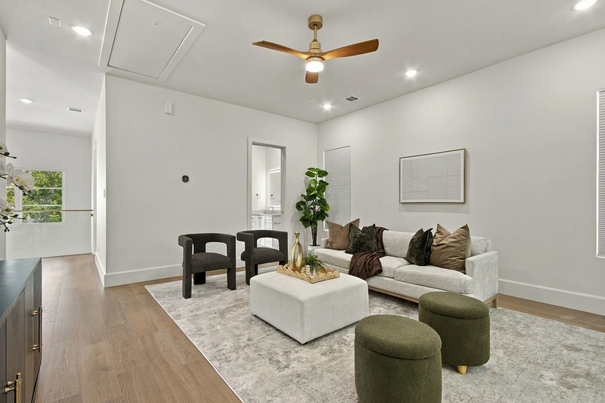 Single Family Residence For Sale in Dallas County , 7330 Casa Loma Avenue, Dallas, Texas 75214, 5 Bedroom, 6 Bathroom, 2 Garage spaces, 4,600 Sqft, built in 2026, mls#21394546, Real Estate Agent in Dallas, Homes For Sale in Dallas county, Homes For Sale in Dallas, Realtor in Dallas Texas, Real Estate Brokerage Independent Realty Texas, Luminita Cordes Realtor