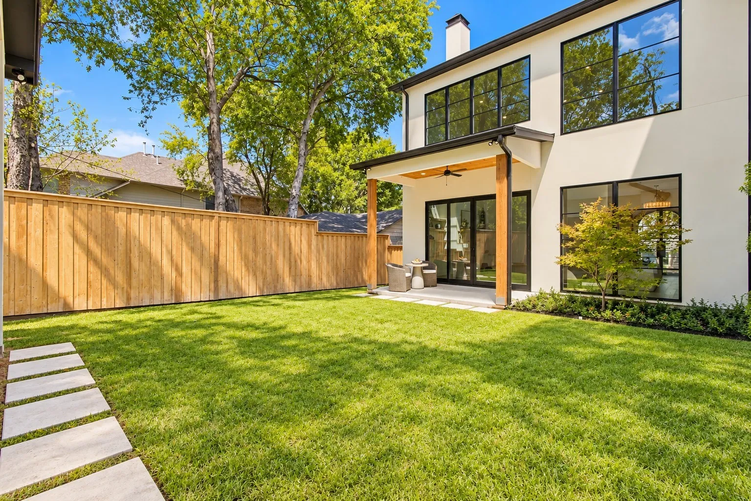 Single Family Residence For Sale in Dallas County , 7330 Casa Loma Avenue, Dallas, Texas 75214, 5 Bedroom, 6 Bathroom, 2 Garage spaces, 4,600 Sqft, built in 2026, mls#21394546, Real Estate Agent in Dallas, Homes For Sale in Dallas county, Homes For Sale in Dallas, Realtor in Dallas Texas, Real Estate Brokerage Independent Realty Texas, Luminita Cordes Realtor