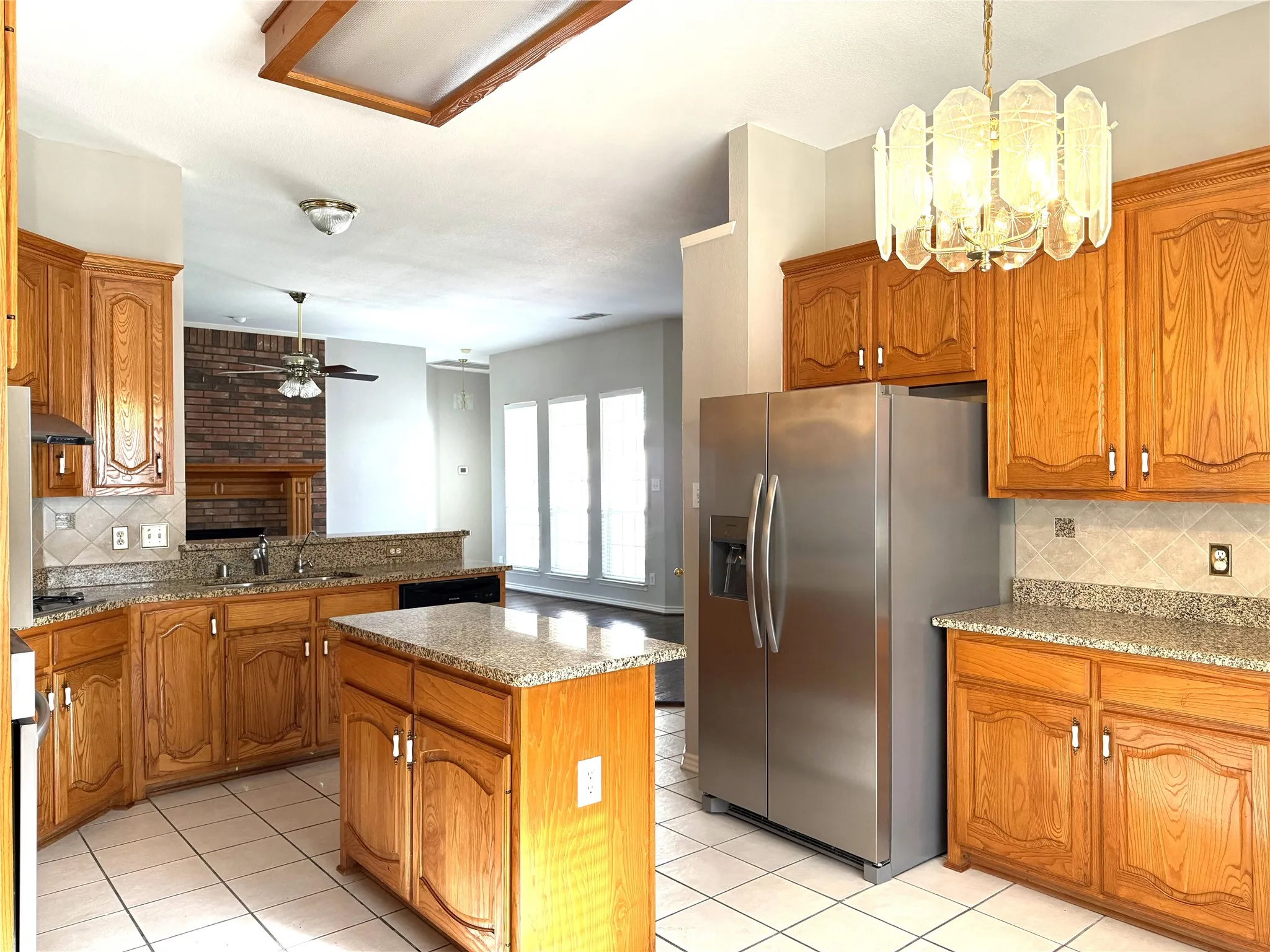 Single Family Residence For Sale in Collin County , 1419 Glendover Drive, Allen, Texas 75013, 4 Bedroom, 3 Bathroom, 2 Garage spaces, 2,280 Sqft, built in 1999, mls#21385509, Real Estate Agent in Allen, Homes For Sale in Collin county, Homes For Sale in Allen, Realtor in Allen Texas, Real Estate Brokerage Independent Realty Texas, Luminita Cordes Realtor