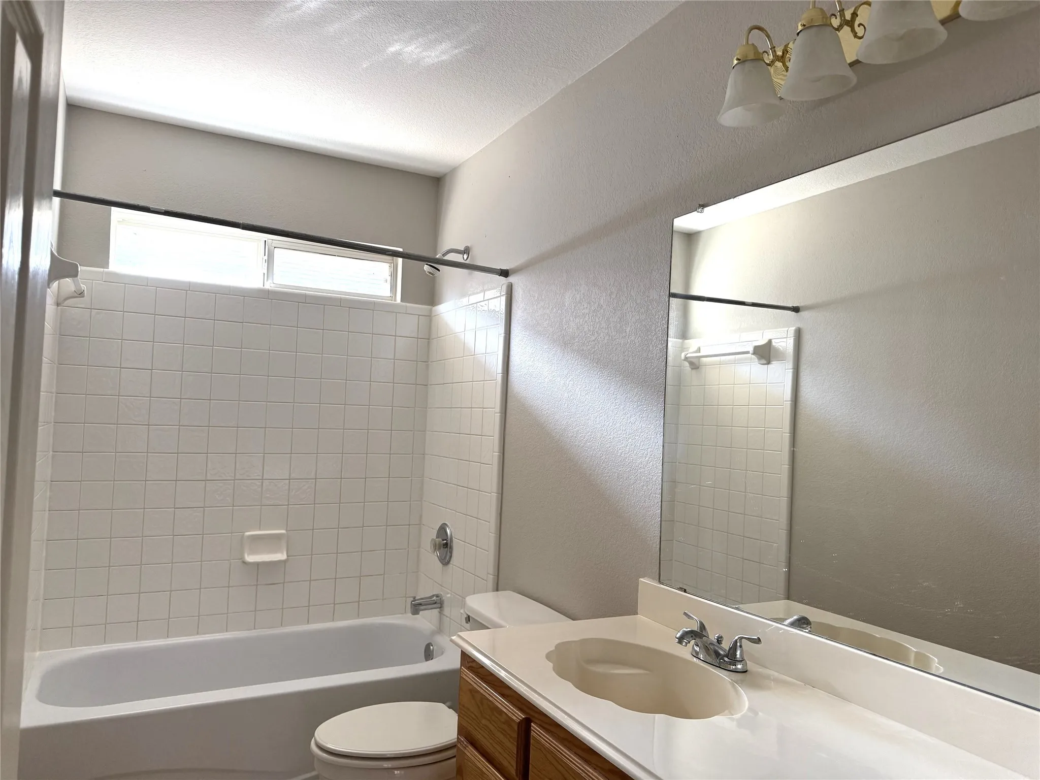 Single Family Residence For Sale in Collin County , 1419 Glendover Drive, Allen, Texas 75013, 4 Bedroom, 3 Bathroom, 2 Garage spaces, 2,280 Sqft, built in 1999, mls#21385509, Real Estate Agent in Allen, Homes For Sale in Collin county, Homes For Sale in Allen, Realtor in Allen Texas, Real Estate Brokerage Independent Realty Texas, Luminita Cordes Realtor