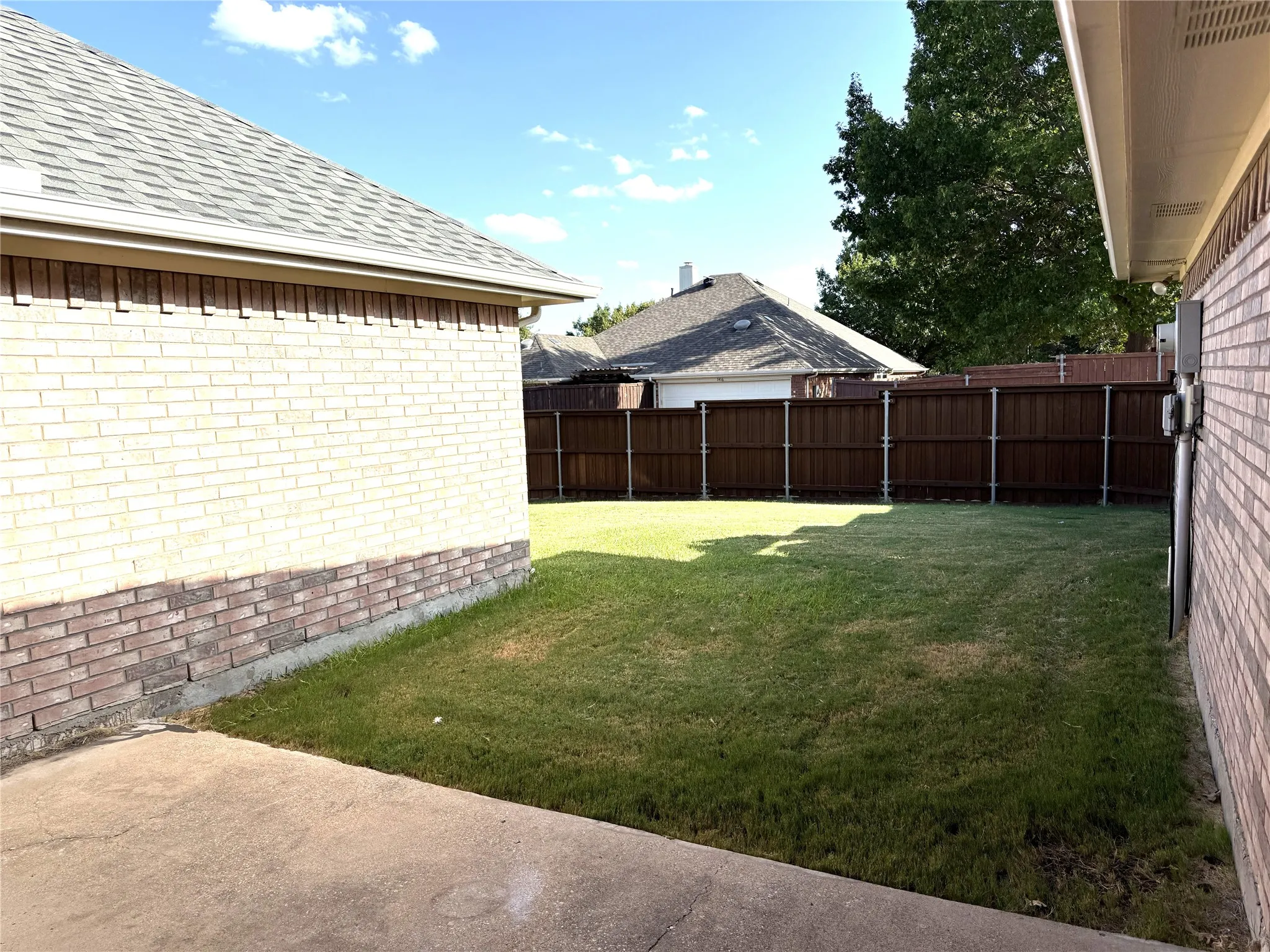 Single Family Residence For Sale in Collin County , 1419 Glendover Drive, Allen, Texas 75013, 4 Bedroom, 3 Bathroom, 2 Garage spaces, 2,280 Sqft, built in 1999, mls#21385509, Real Estate Agent in Allen, Homes For Sale in Collin county, Homes For Sale in Allen, Realtor in Allen Texas, Real Estate Brokerage Independent Realty Texas, Luminita Cordes Realtor