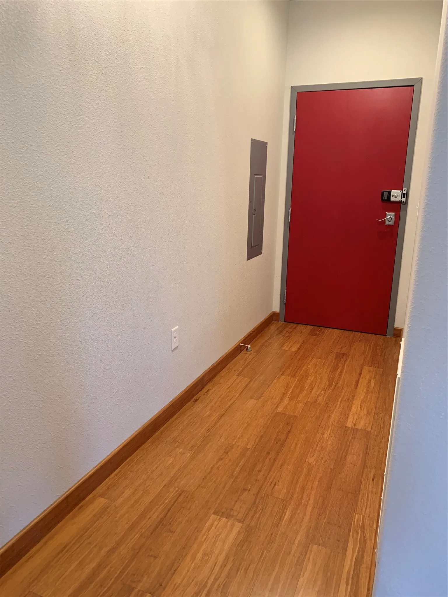 Condominium For Rent in Dallas County , 1220 W Trinity Mills Road 5003, Carrollton, Texas 75006, 1 Bedroom, 1 Bathroom, Garage spaces, 668 Sqft, built in 2017, mls#21393339, Real Estate Agent in Carrollton, Homes For Rent in Dallas county, Homes For Rent in Carrollton, Realtor in Carrollton Texas, Real Estate Brokerage Independent Realty Texas, Luminita Cordes Realtor