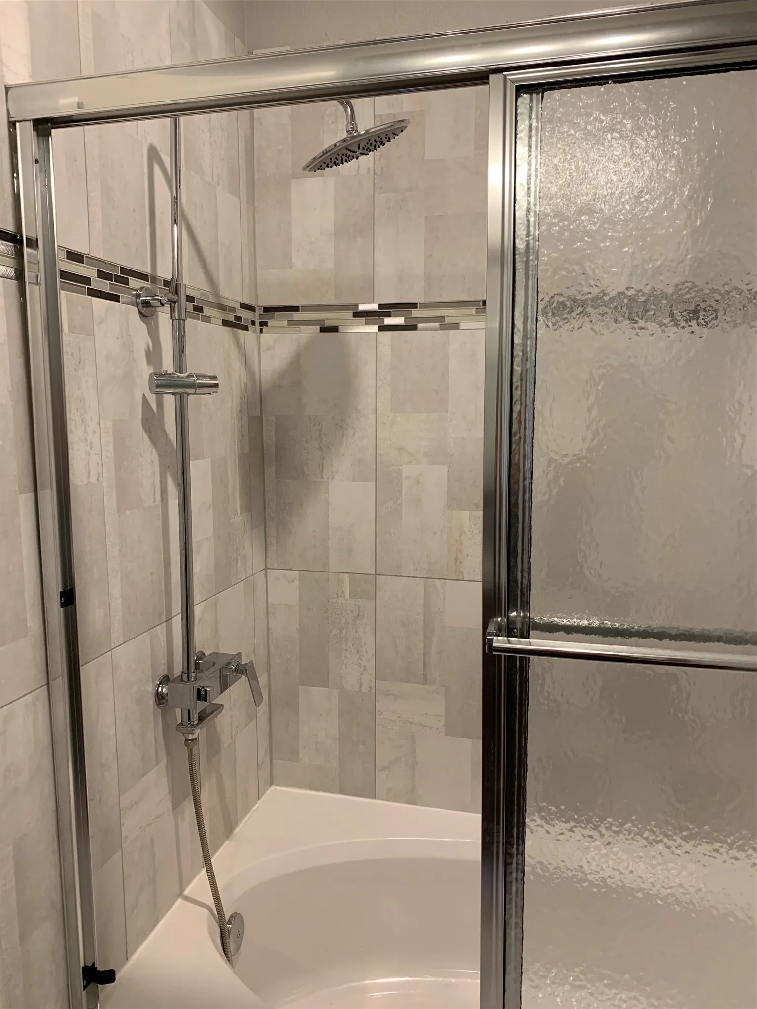 Condominium For Rent in Dallas County , 1220 W Trinity Mills Road 5003, Carrollton, Texas 75006, 1 Bedroom, 1 Bathroom, Garage spaces, 668 Sqft, built in 2017, mls#21393339, Real Estate Agent in Carrollton, Homes For Rent in Dallas county, Homes For Rent in Carrollton, Realtor in Carrollton Texas, Real Estate Brokerage Independent Realty Texas, Luminita Cordes Realtor