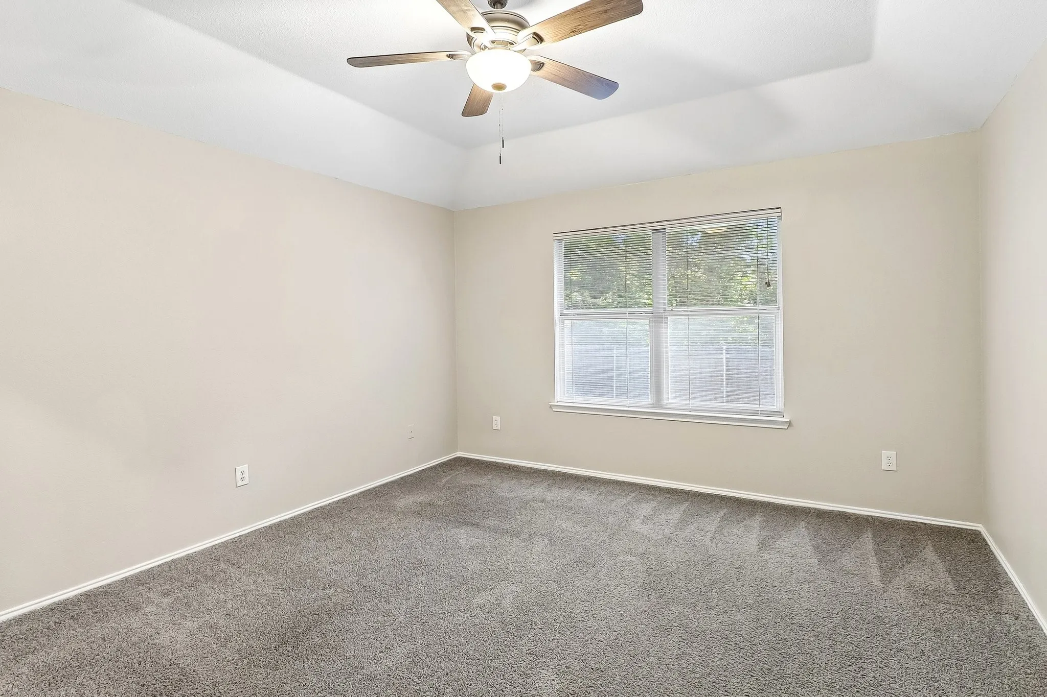 Single Family Residence For Sale in Dallas County , 1504 Parrot Court, De Soto, Texas 75115, 3 Bedroom, 2 Bathroom, 2 Garage spaces, 1,345 Sqft, built in 1999, mls#21389556, Real Estate Agent in De Soto, Homes For Sale in Dallas county, Homes For Sale in De Soto, Realtor in De Soto Texas, Real Estate Brokerage Independent Realty Texas, Luminita Cordes Realtor