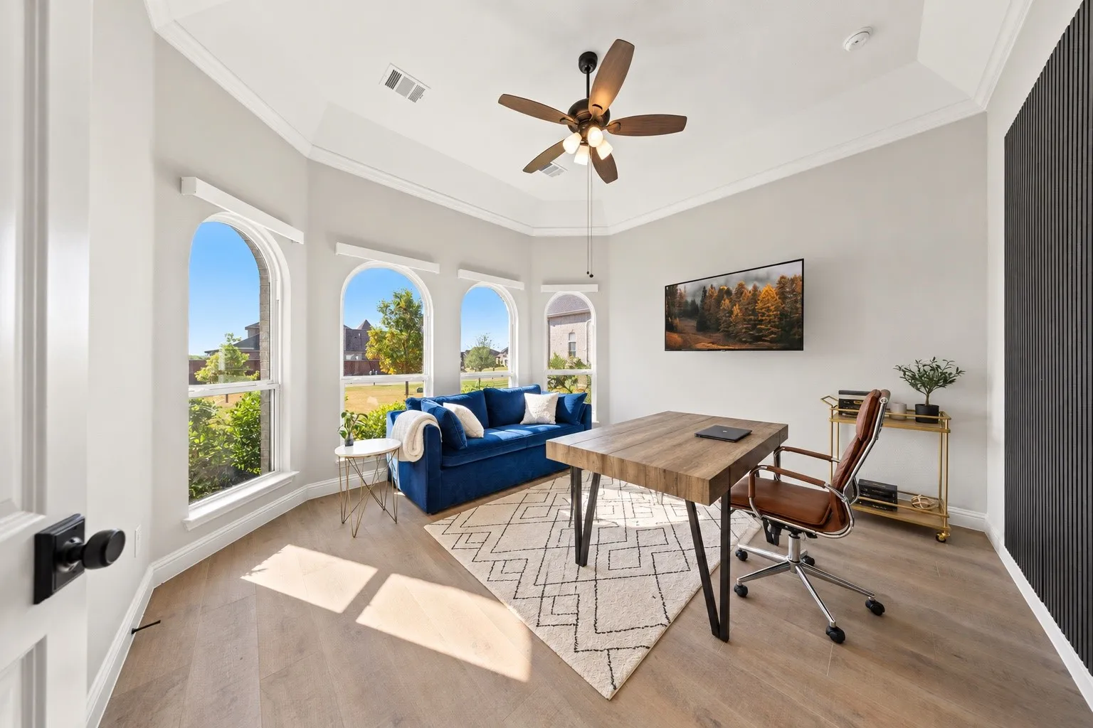 Single Family Residence For Sale in Denton County , 204 Colt Lane, Hickory Creek, Texas 75065, 4 Bedroom, 4 Bathroom, 3 Garage spaces, 3,145 Sqft, built in 2020, mls#21393912, Real Estate Agent in Hickory Creek, Homes For Sale in Denton county, Homes For Sale in Hickory Creek, Realtor in Hickory Creek Texas, Real Estate Brokerage Independent Realty Texas, Luminita Cordes Realtor