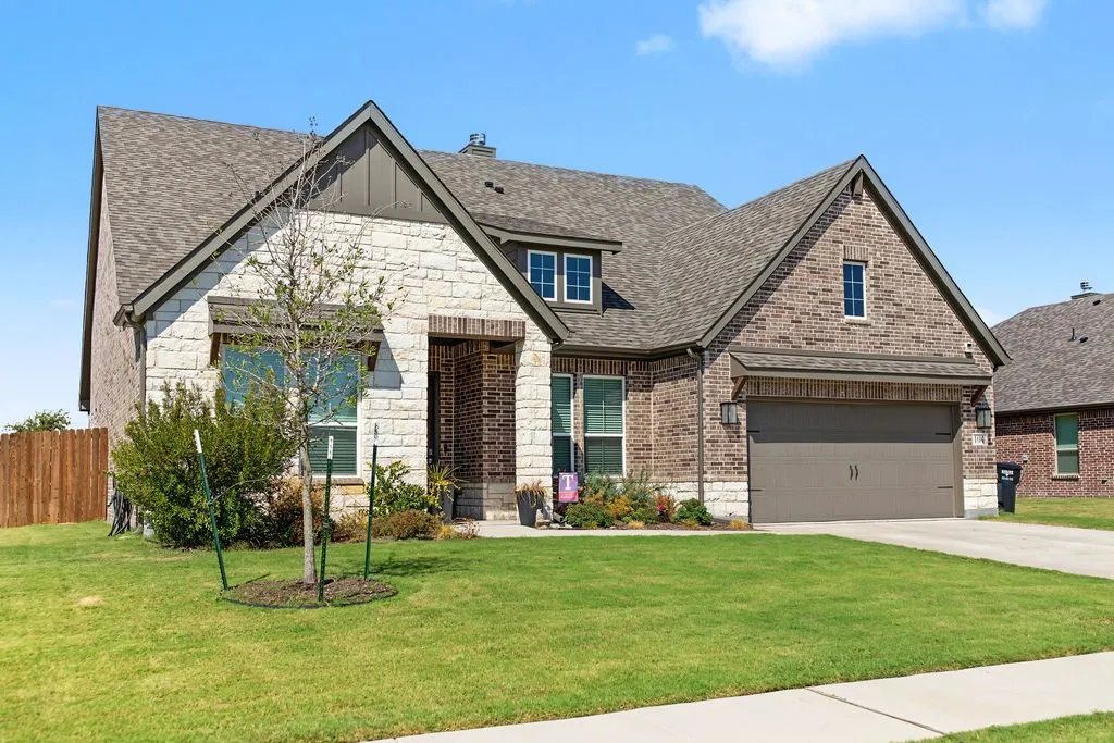 Single Family Residence For Sale in Hunt County , 104 Skyward Lane, Caddo Mills, Texas 75135, 4 Bedroom, 3 Bathroom, 2 Garage spaces, 2,398 Sqft, built in 2024, mls#21394808, Real Estate Agent in Caddo Mills, Homes For Sale in Hunt county, Homes For Sale in Caddo Mills, Realtor in Caddo Mills Texas, Real Estate Brokerage Independent Realty Texas, Luminita Cordes Realtor