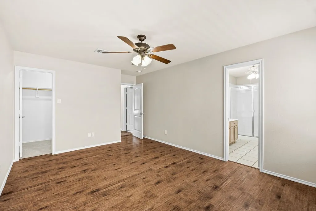 Single Family Residence For Sale in Collin County , 3819 Wolf Creek Lane, Melissa, Texas 75454, 3 Bedroom, 2 Bathroom, 2 Garage spaces, 1,385 Sqft, built in 2006, mls#21386743, Real Estate Agent in Melissa, Homes For Sale in Collin county, Homes For Sale in Melissa, Realtor in Melissa Texas, Real Estate Brokerage Independent Realty Texas, Luminita Cordes Realtor