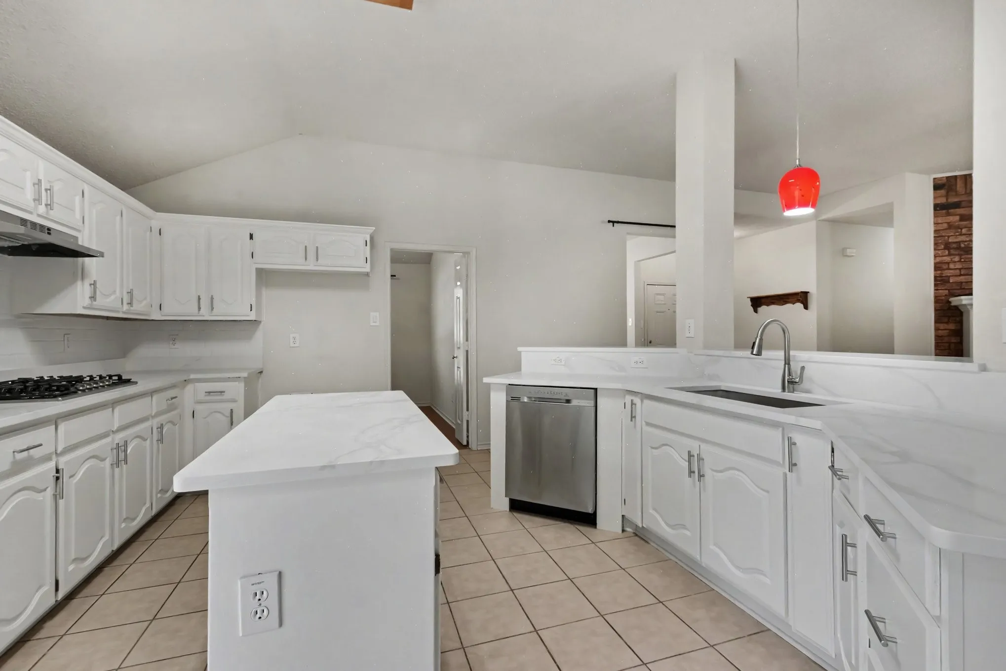 Single Family Residence For Rent in Collin County , 1306 Woodmont Drive, Allen, Texas 75002, 3 Bedroom, 2 Bathroom, 2 Garage spaces, 1,980 Sqft, built in 1997, mls#21395115, Real Estate Agent in Allen, Homes For Rent in Collin county, Homes For Rent in Allen, Realtor in Allen Texas, Real Estate Brokerage Independent Realty Texas, Luminita Cordes Realtor