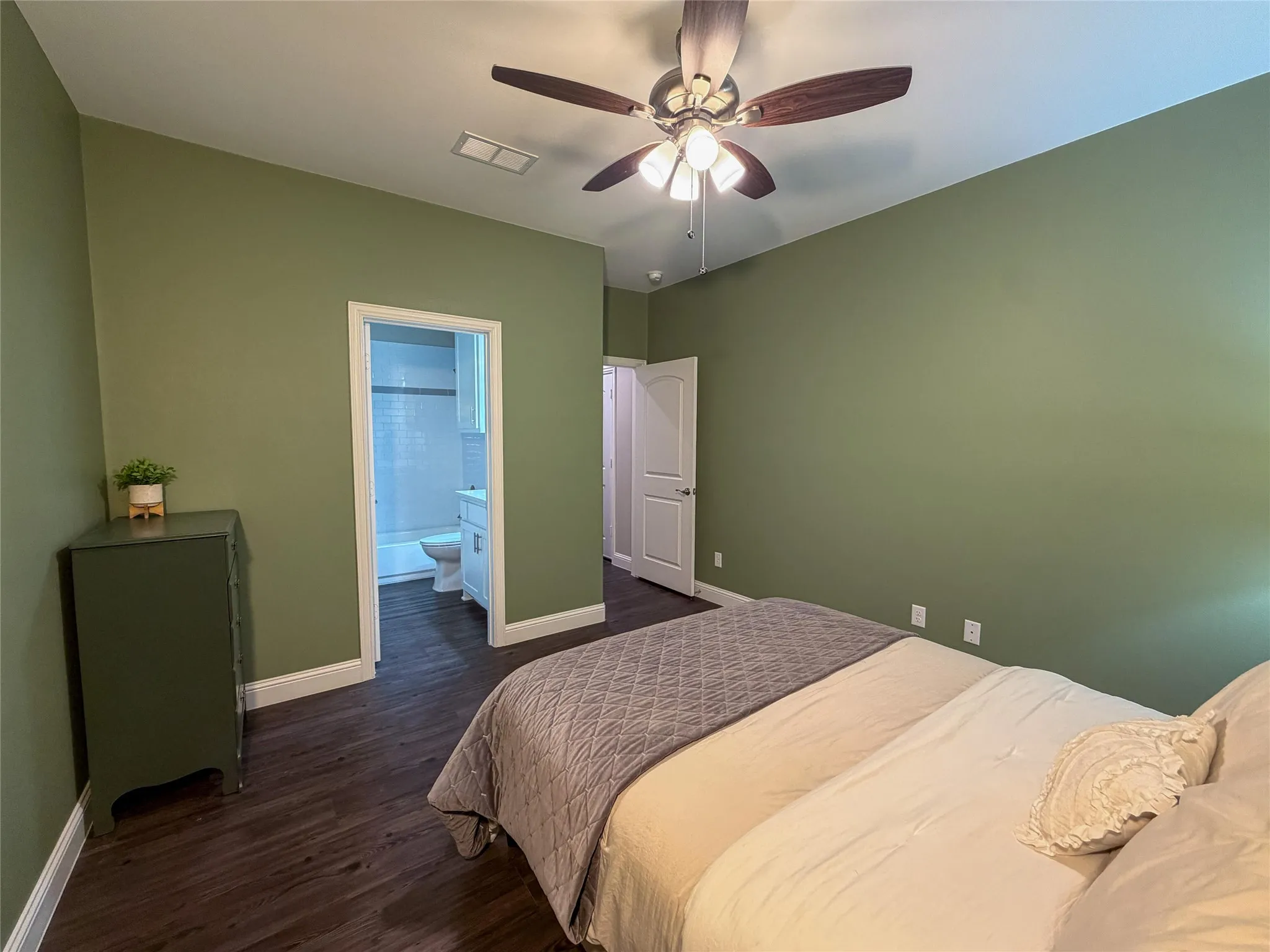 Single Family Residence For Sale in Cooke County , 214 Colt Drive, Lake Kiowa, Texas 76240, 4 Bedroom, 3 Bathroom, 3 Garage spaces, 2,025 Sqft, built in 2024, mls#21395102, Real Estate Agent in Lake Kiowa, Homes For Sale in Cooke county, Homes For Sale in Lake Kiowa, Realtor in Lake Kiowa Texas, Real Estate Brokerage Independent Realty Texas, Luminita Cordes Realtor