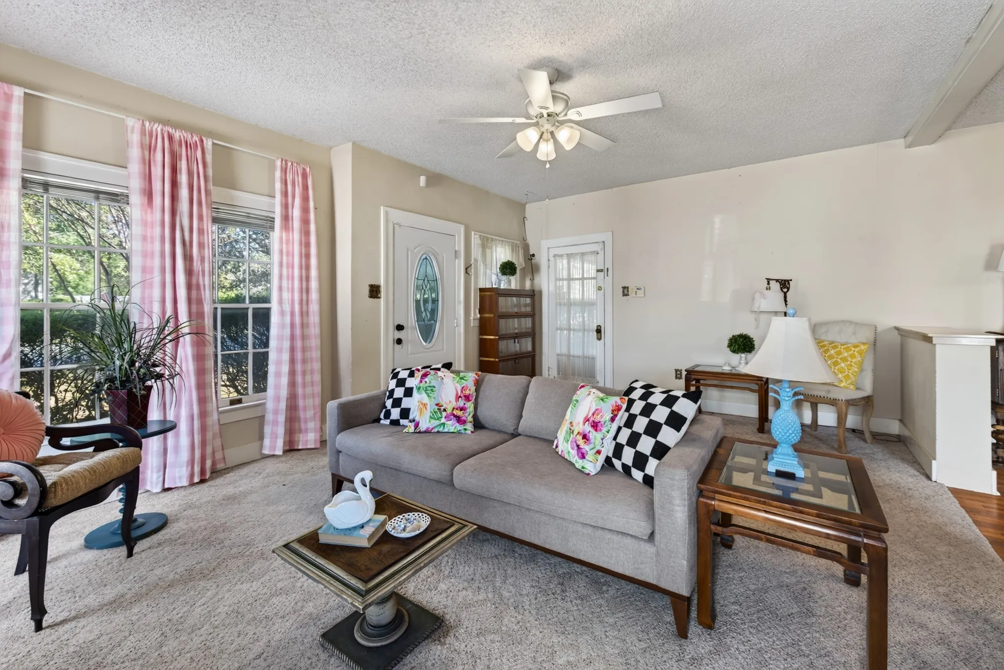 Single Family Residence For Sale in Taylor County , 1018 Grand Avenue, Abilene, Texas 79605, 2 Bedroom, 2 Bathroom, Garage spaces, 1,374 Sqft, built in 1921, mls#21395070, Real Estate Agent in Abilene, Homes For Sale in Taylor county, Homes For Sale in Abilene, Realtor in Abilene Texas, Real Estate Brokerage Independent Realty Texas, Luminita Cordes Realtor