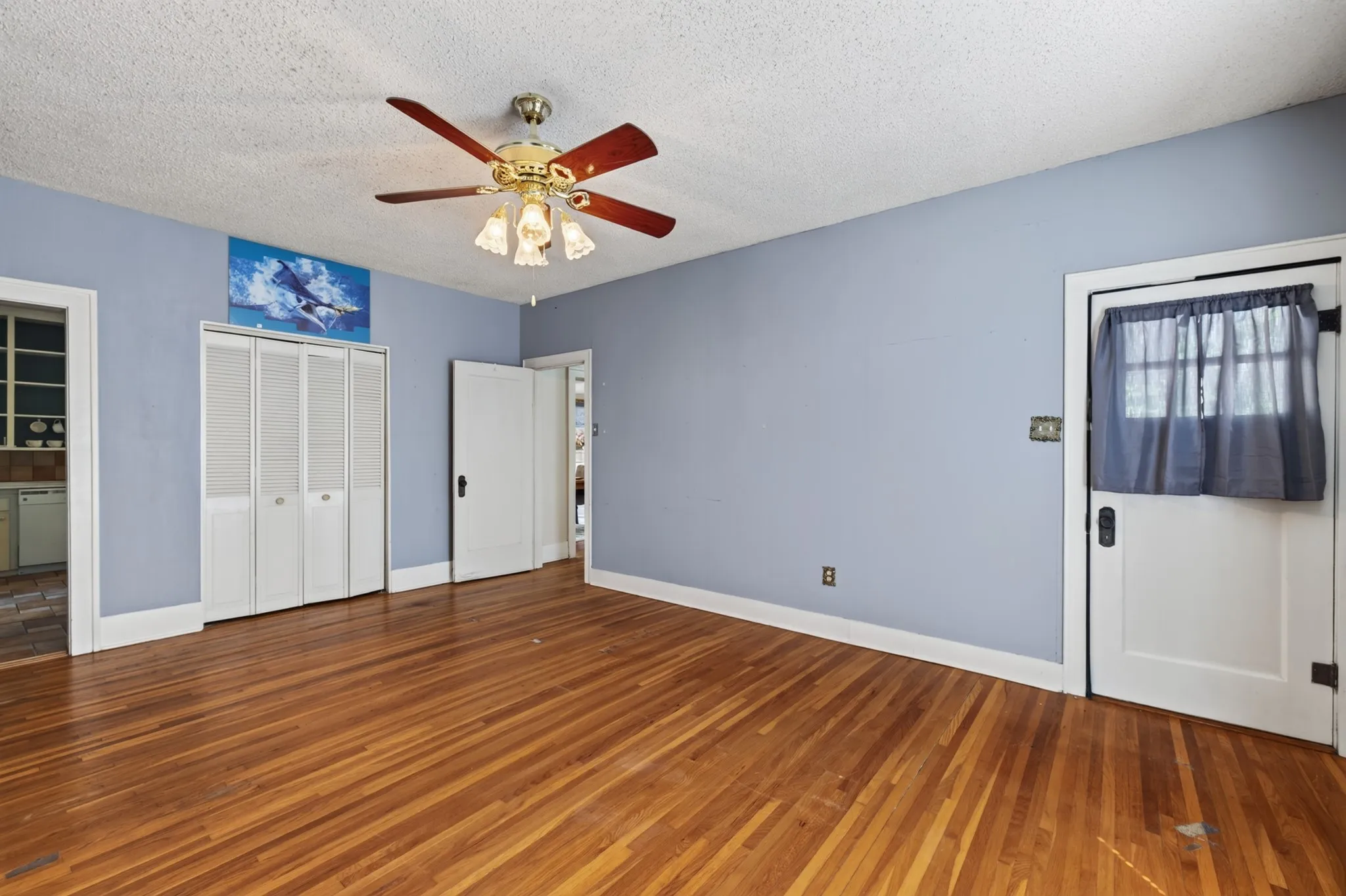 Single Family Residence For Sale in Taylor County , 1018 Grand Avenue, Abilene, Texas 79605, 2 Bedroom, 2 Bathroom, Garage spaces, 1,374 Sqft, built in 1921, mls#21395070, Real Estate Agent in Abilene, Homes For Sale in Taylor county, Homes For Sale in Abilene, Realtor in Abilene Texas, Real Estate Brokerage Independent Realty Texas, Luminita Cordes Realtor