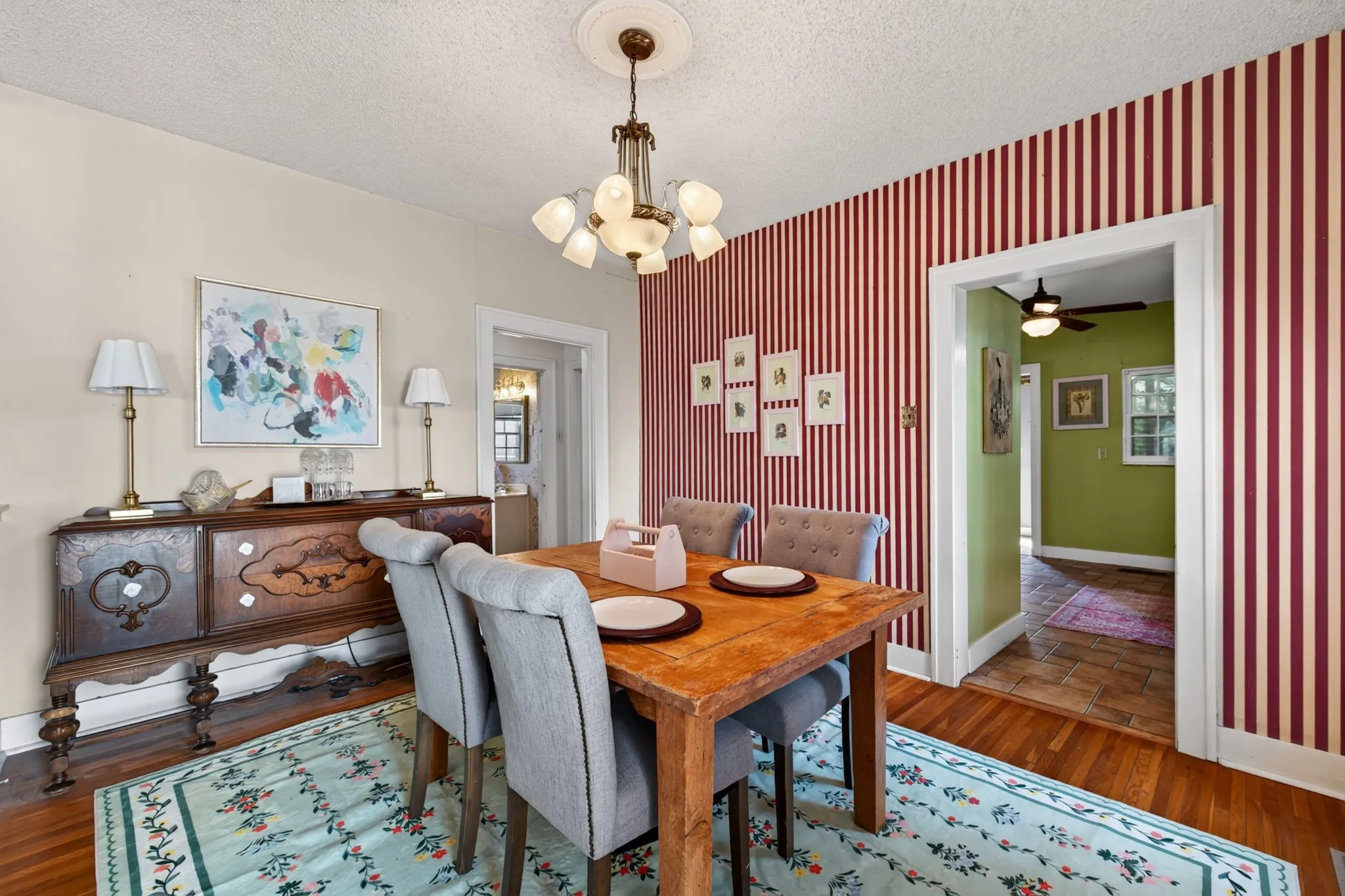 Single Family Residence For Sale in Taylor County , 1018 Grand Avenue, Abilene, Texas 79605, 2 Bedroom, 2 Bathroom, Garage spaces, 1,374 Sqft, built in 1921, mls#21395070, Real Estate Agent in Abilene, Homes For Sale in Taylor county, Homes For Sale in Abilene, Realtor in Abilene Texas, Real Estate Brokerage Independent Realty Texas, Luminita Cordes Realtor