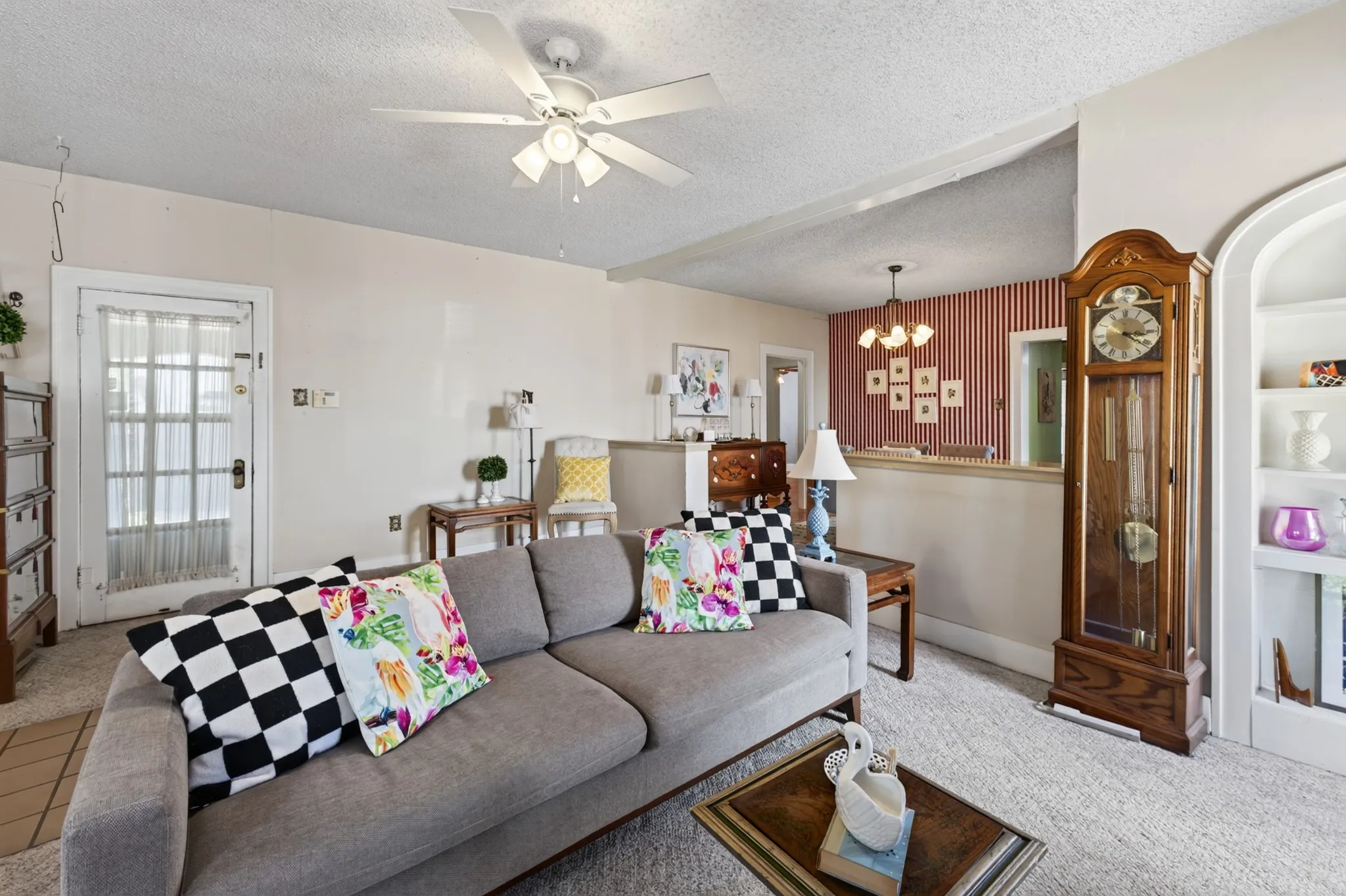 Single Family Residence For Sale in Taylor County , 1018 Grand Avenue, Abilene, Texas 79605, 2 Bedroom, 2 Bathroom, Garage spaces, 1,374 Sqft, built in 1921, mls#21395070, Real Estate Agent in Abilene, Homes For Sale in Taylor county, Homes For Sale in Abilene, Realtor in Abilene Texas, Real Estate Brokerage Independent Realty Texas, Luminita Cordes Realtor