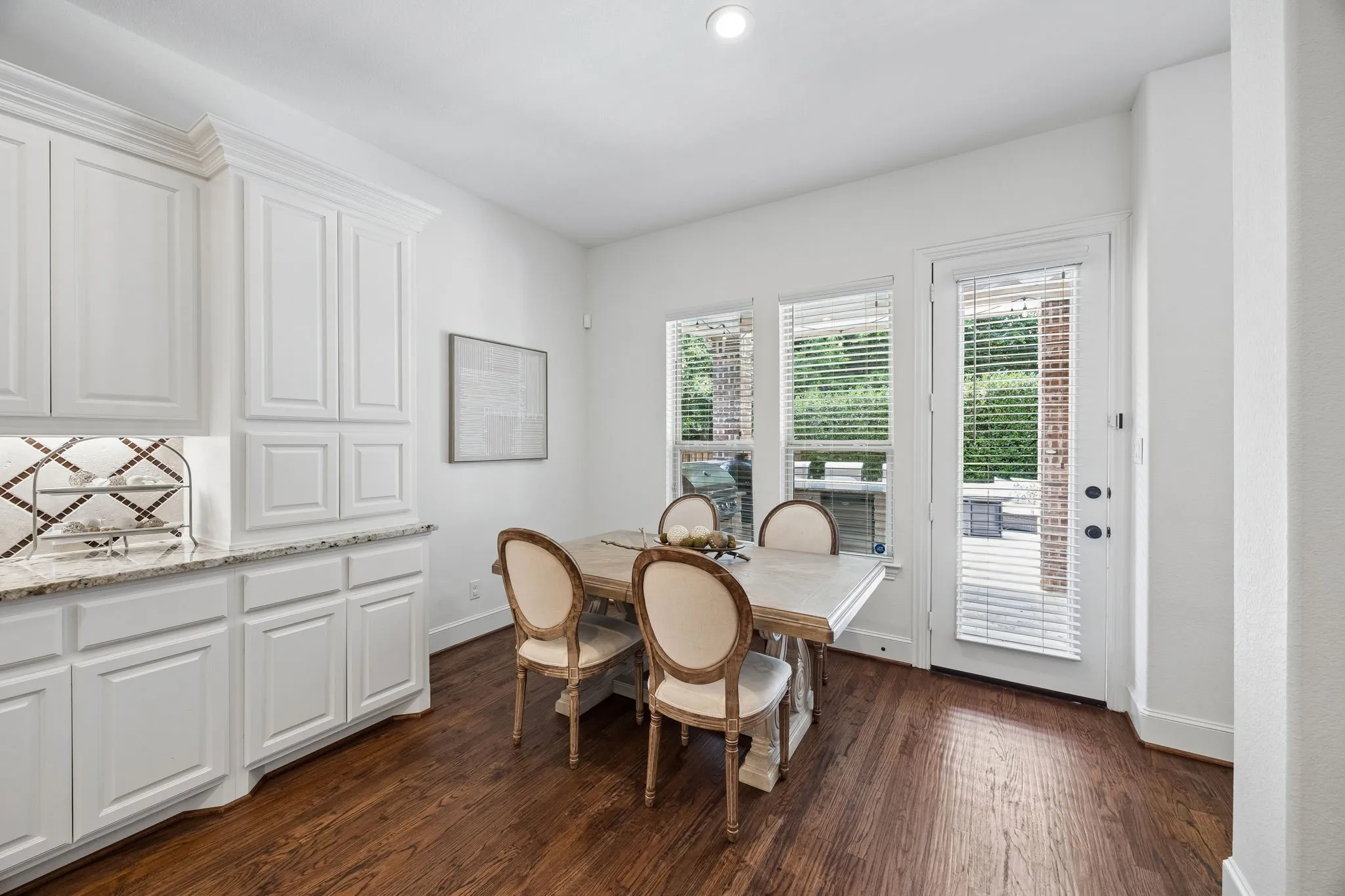Single Family Residence For Sale in Collin County , 405 Cypress Garden Drive, Mc Kinney, Texas 75071, 4 Bedroom, 5 Bathroom, 3 Garage spaces, 3,736 Sqft, built in 2015, mls#21395078, Real Estate Agent in Mc Kinney, Homes For Sale in Collin county, Homes For Sale in Mc Kinney, Realtor in Mc Kinney Texas, Real Estate Brokerage Independent Realty Texas, Luminita Cordes Realtor