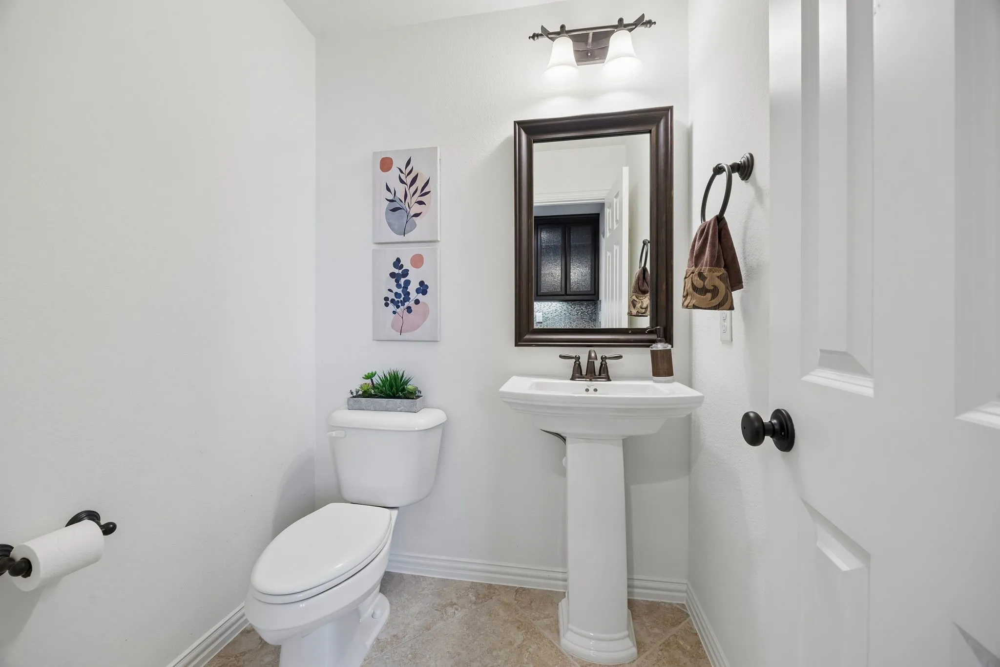 Single Family Residence For Sale in Collin County , 405 Cypress Garden Drive, Mc Kinney, Texas 75071, 4 Bedroom, 5 Bathroom, 3 Garage spaces, 3,736 Sqft, built in 2015, mls#21395078, Real Estate Agent in Mc Kinney, Homes For Sale in Collin county, Homes For Sale in Mc Kinney, Realtor in Mc Kinney Texas, Real Estate Brokerage Independent Realty Texas, Luminita Cordes Realtor